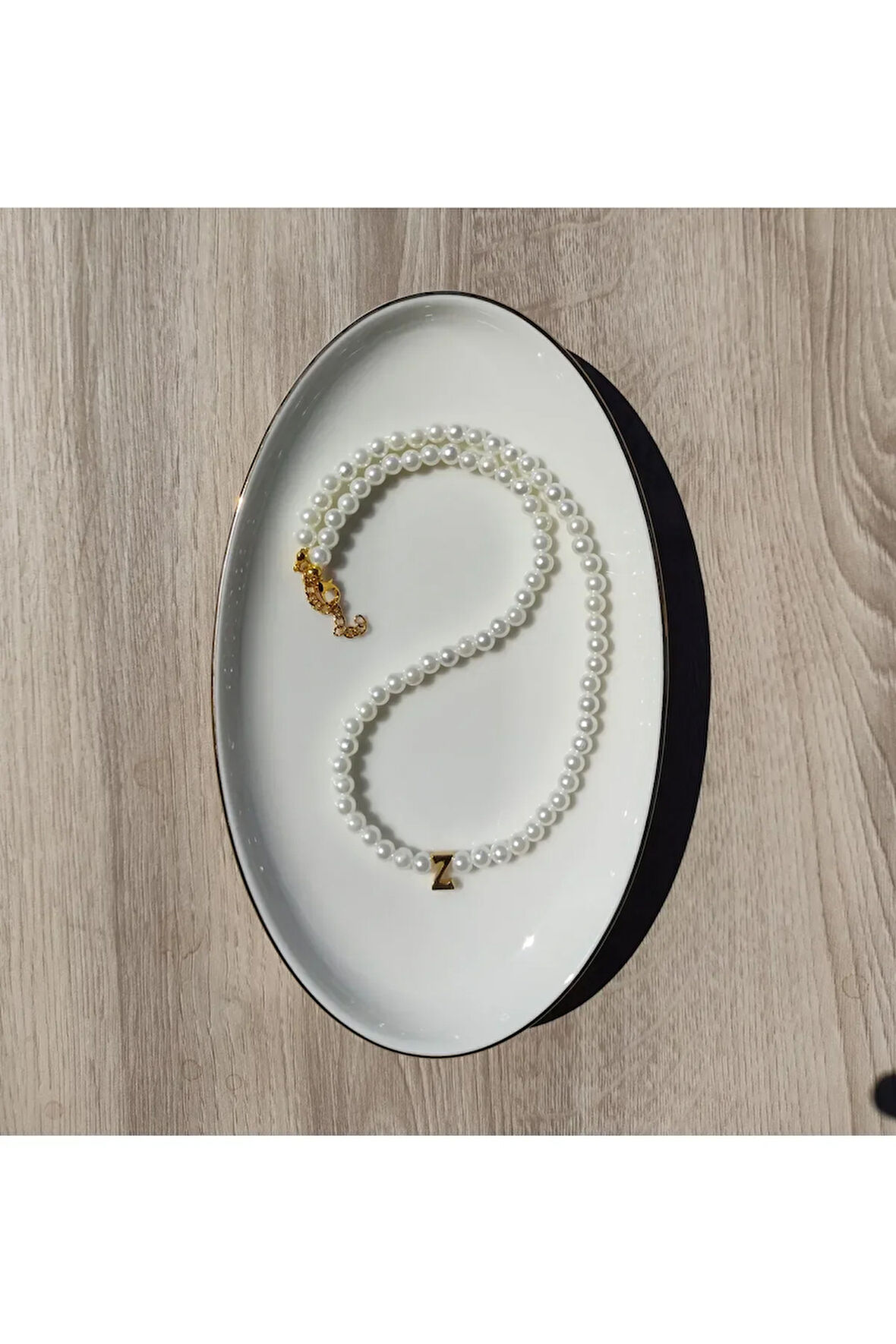 El Yapımı -İnci Zarafetinde Harfli İnci Kolye - Kişiselleştirilmiş Hediye