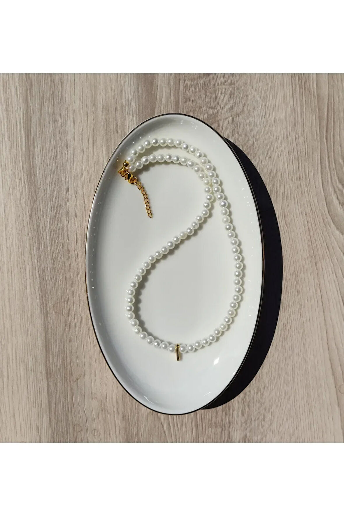 El Yapımı -İnci Zarafetinde Harfli İnci Kolye - Kişiselleştirilmiş Hediye