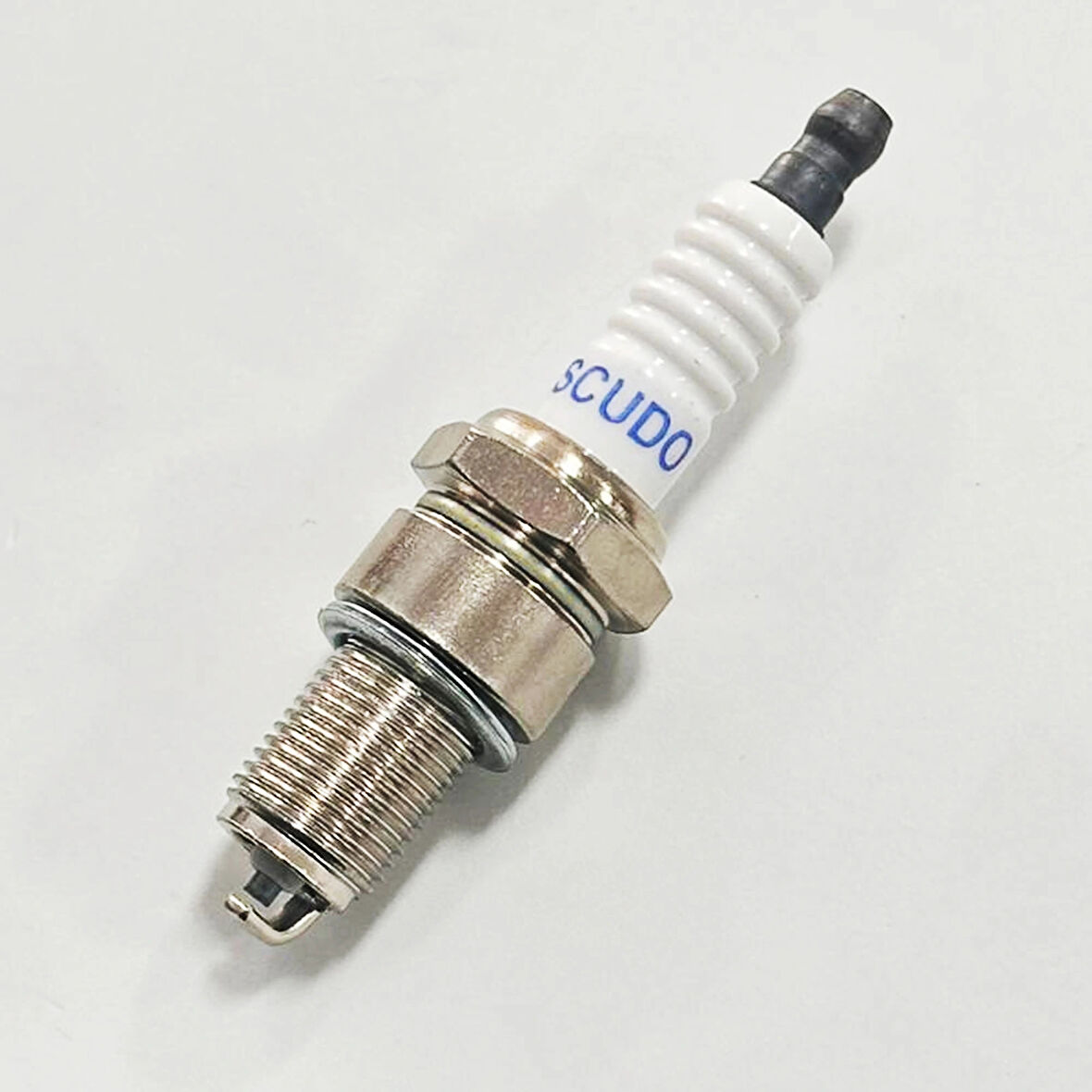 Escudo F7TC Buji 6.5Hp 7Hp Benzinli Jeneratör İlaçlama Motor Bujisi