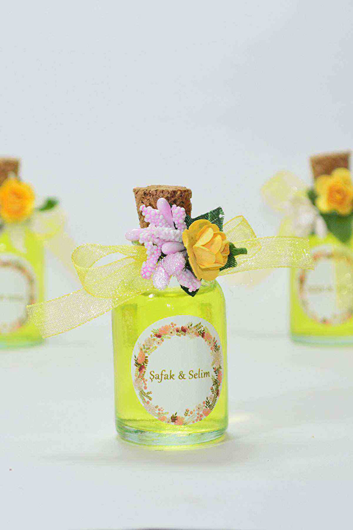 25 Adet Çiçekli Hediyelik Kolonya Şişesi, Nikah Şekeri, Bebek Şekeri - Pembe Sarı