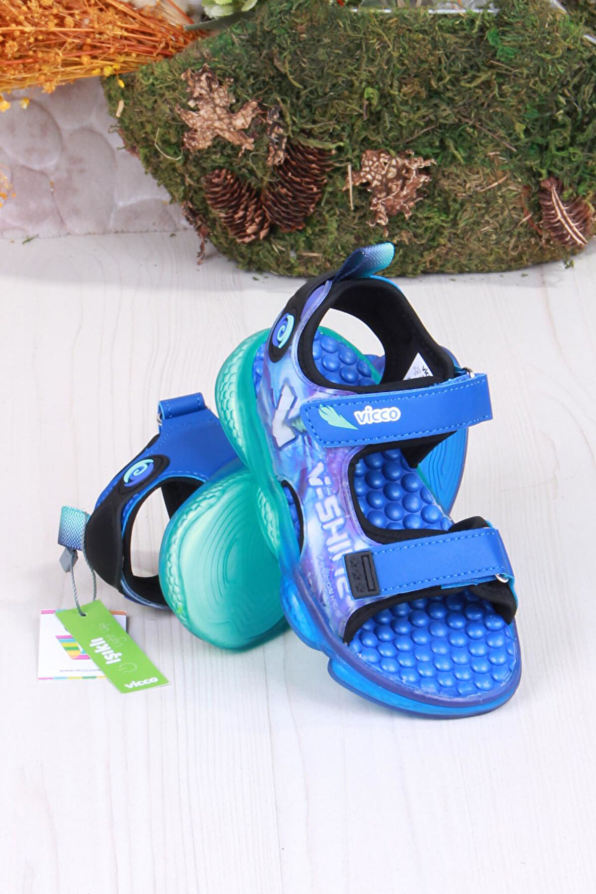 Vicco 332.P25Y.255 Felipe Saks Mavi Rahat Esnek Işıklı Erkek Çocuk Sandalet