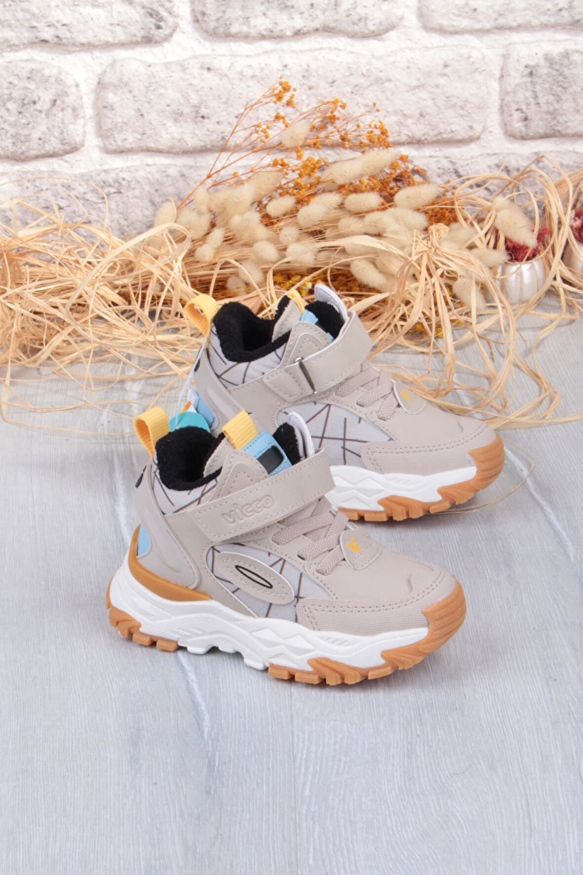 Vicco 946.P25K.437 Tura Bej Erkek Çocuk Bot