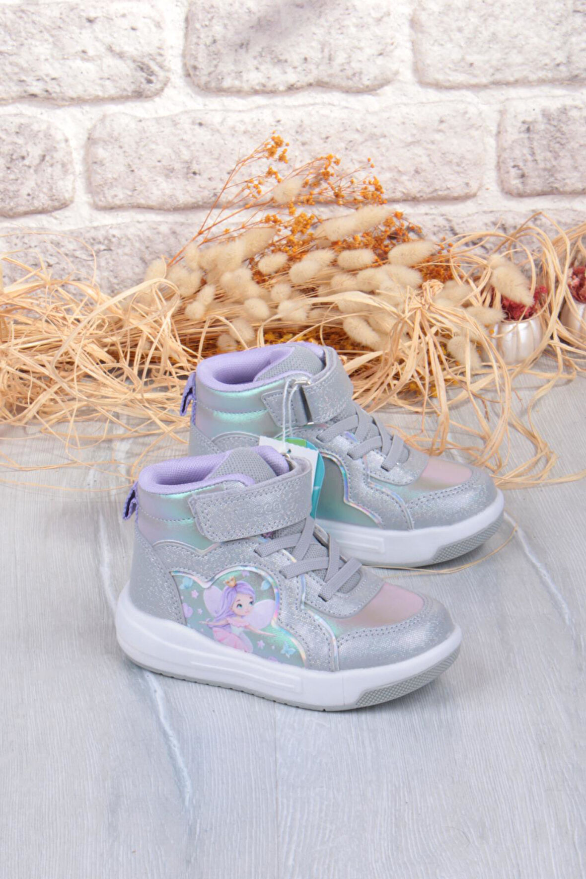 Vicco 946.B25K.419 Klint Gümüş Işıklı Kız Çocuk Bot