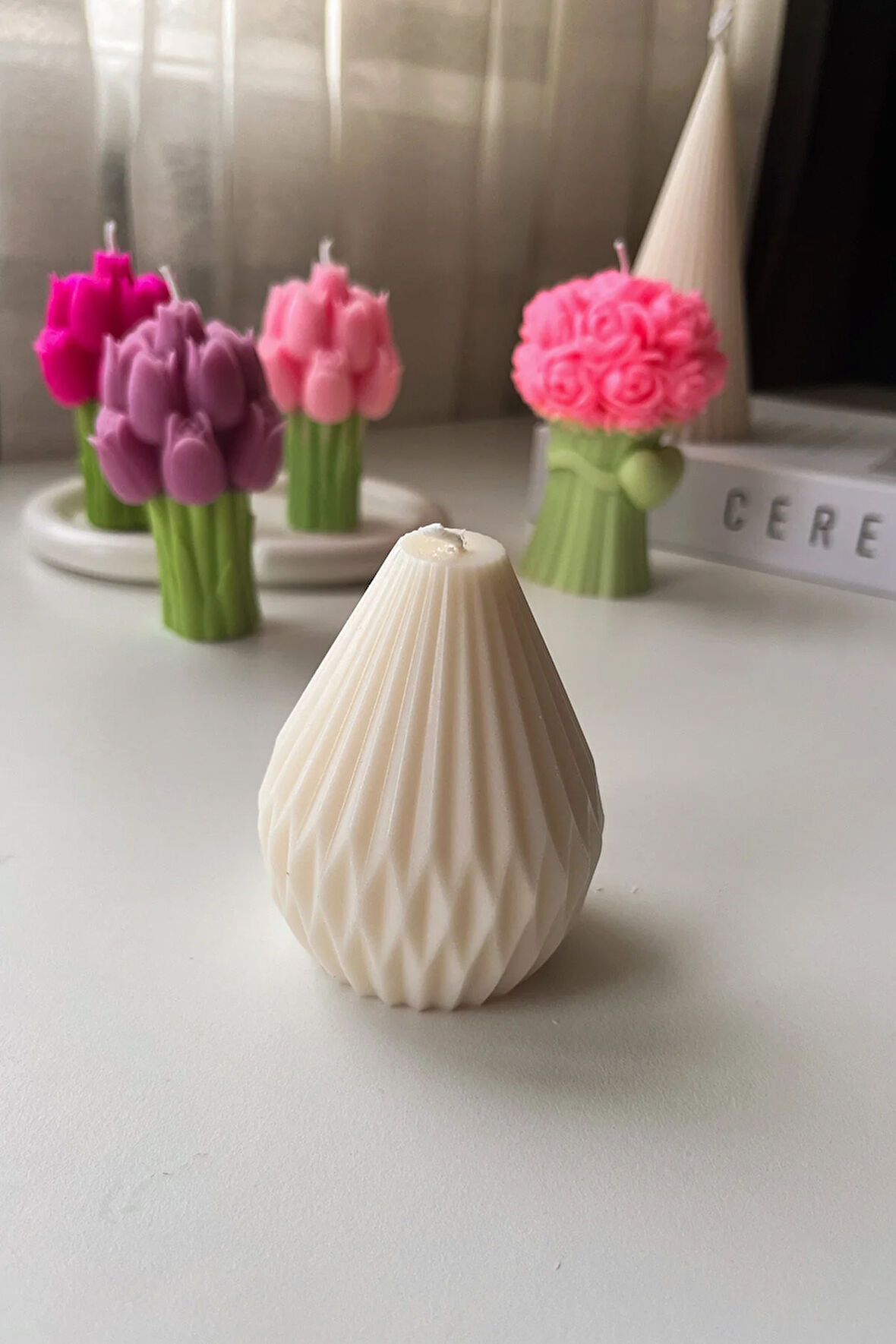 Beyaz Armut Figürlü Soya Mum