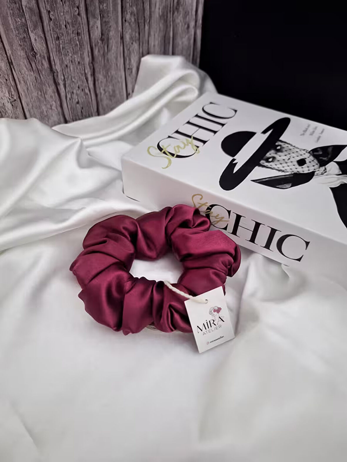 Kadın Saten Toka / M - Gecenin Kızı – Tekli Lüks Lastik Model Scrunchie