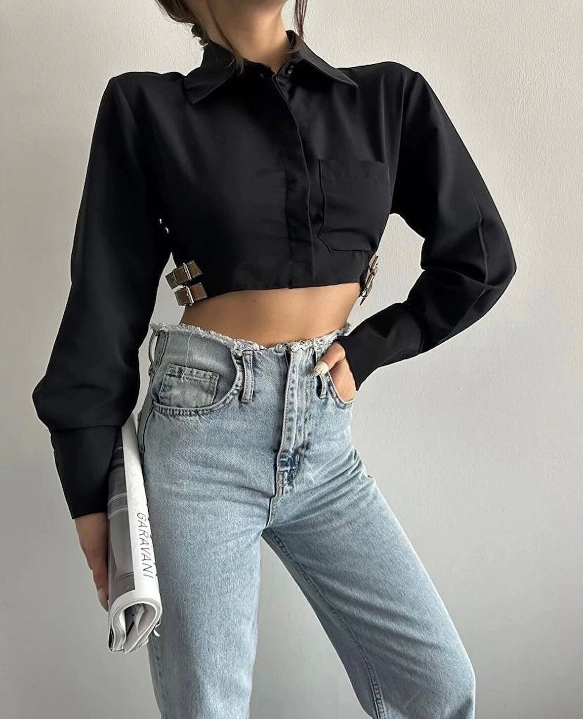 Yanı kemer detaylı crop gömlek siyah s4009