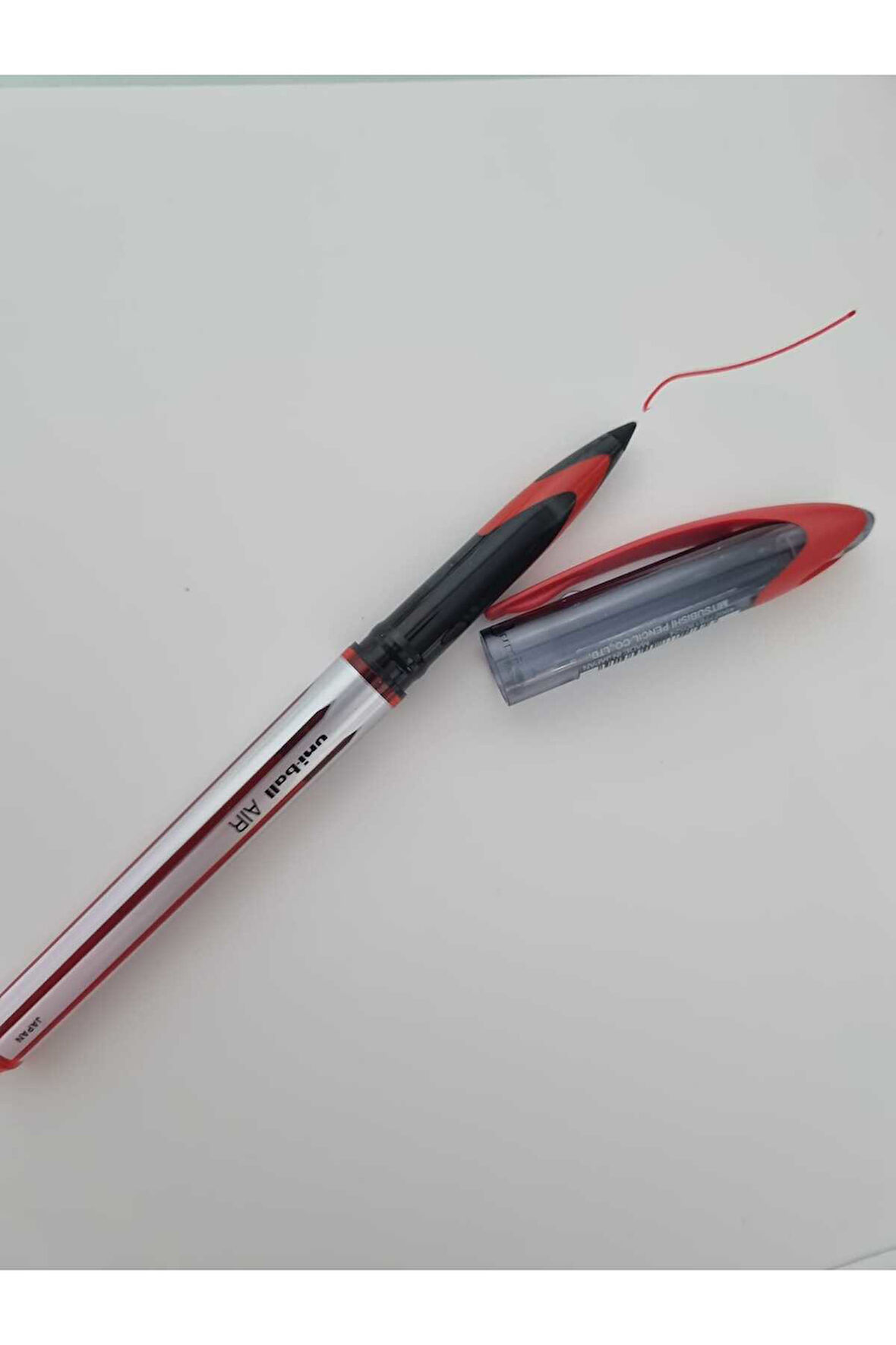 Uni-Ball Roller Kalem Aır 0.7 MM Kırmızı UBA-188-L (3 Adet)
