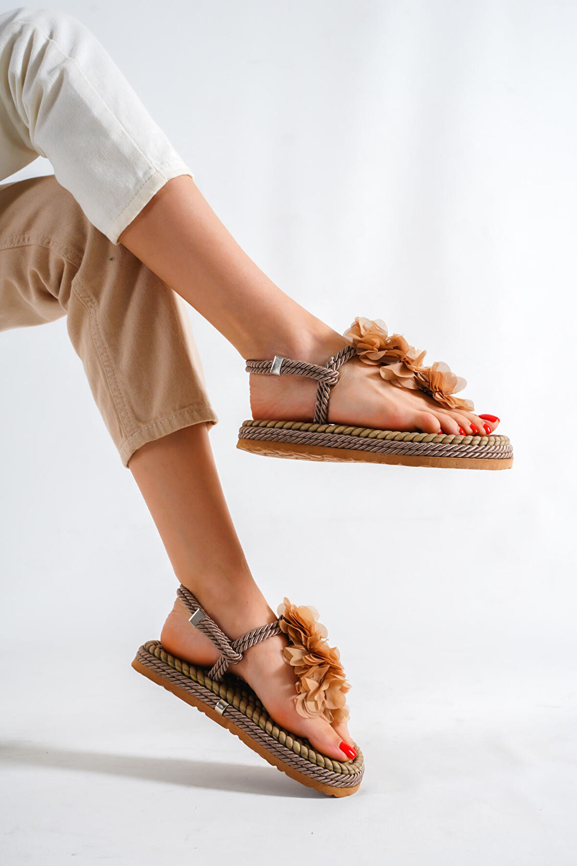 MLT0020-3500 KADIN HALAT İPLİ SANDALET  VİZON