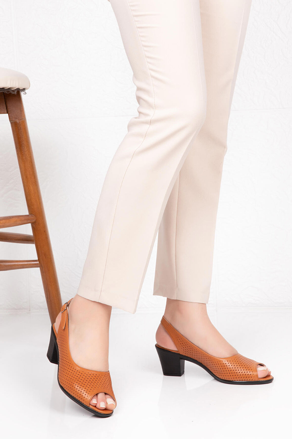 Gondol Hakiki Deri Topuklu Ayakkabı   vdt.211