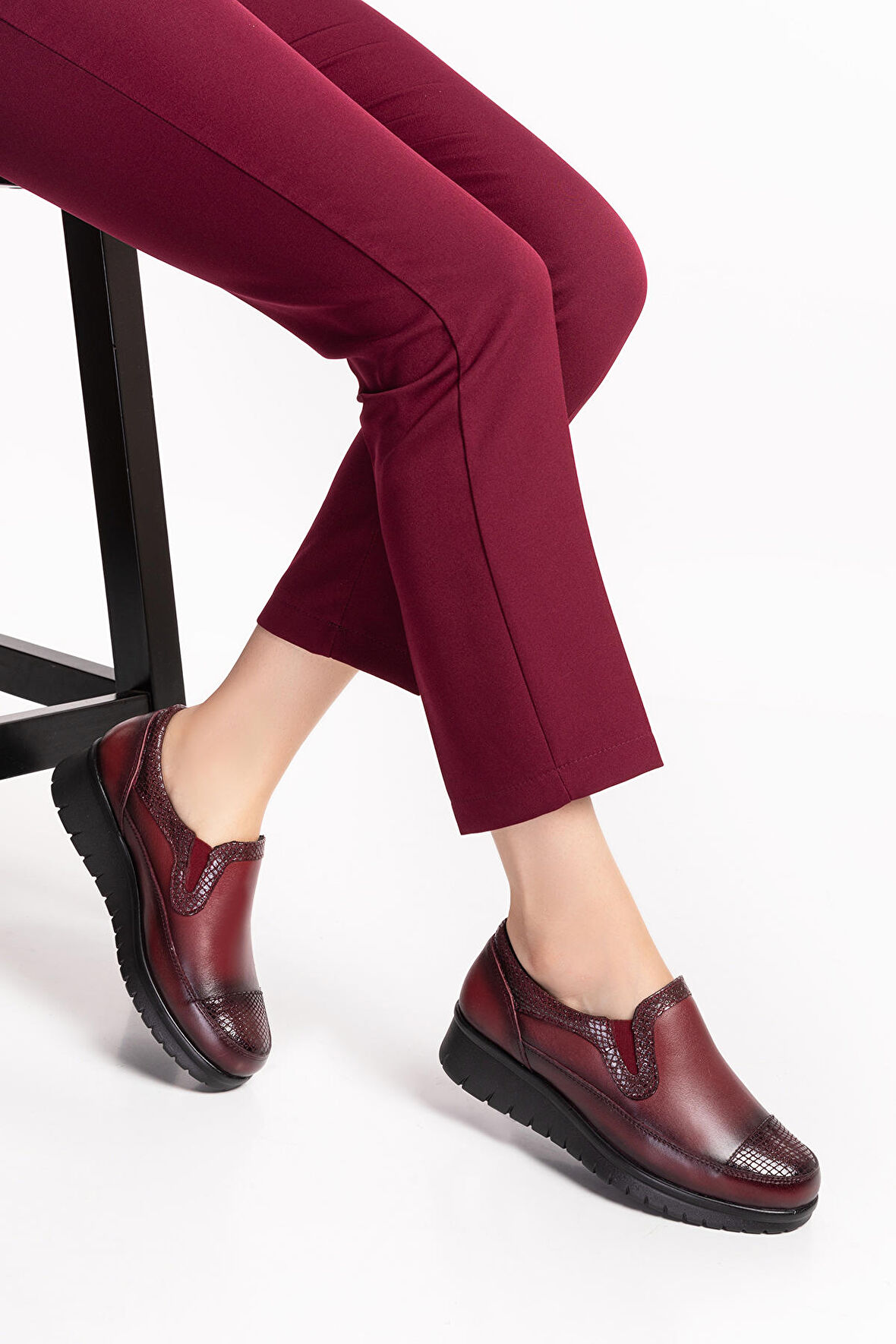 Gondol Hakiki Deri Sim Detaylı Anatomik Ayakkabı  elnr.5757