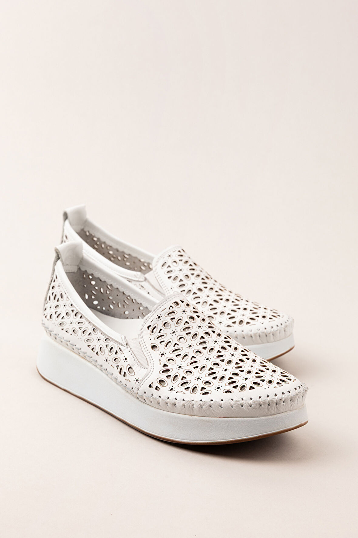 Gondol Hakiki Deri Rahat Yazlık Ayakkabı kla.15 - Beyaz - 39