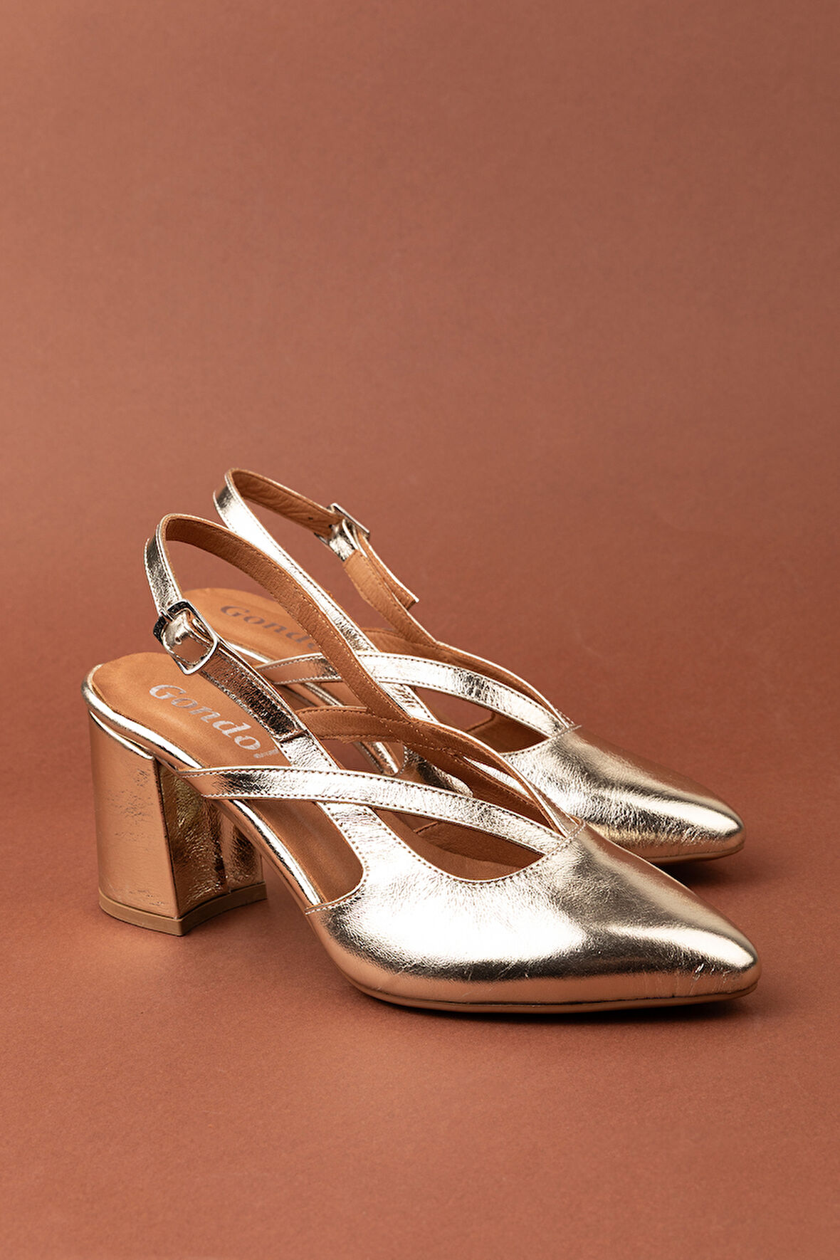 Gondol Kadın Hakiki Deri Şık Kalın Topkulu Ayakkabı anl.3361 - Altın - 36