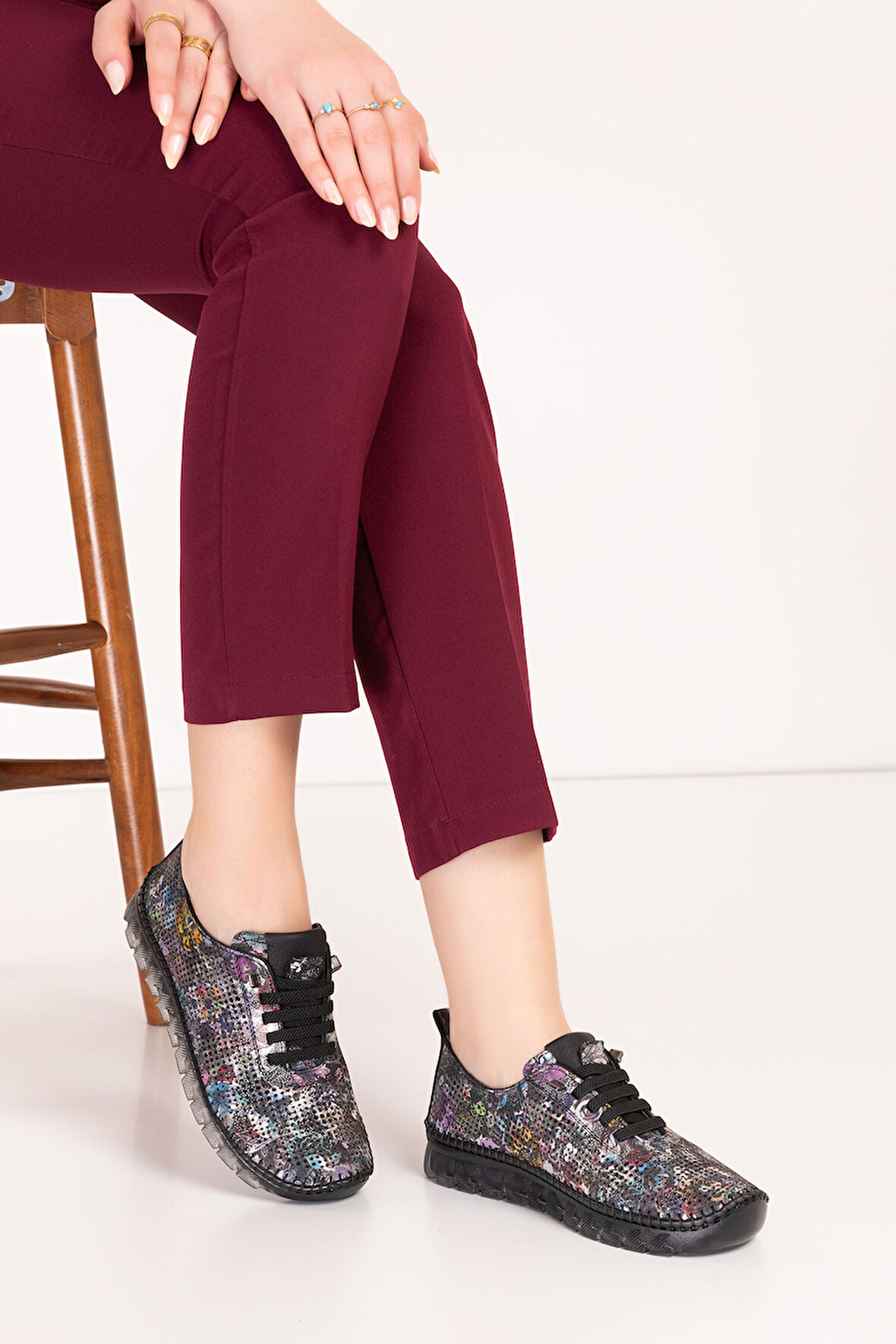 Gondol Hakiki Deri Rahat Esnek Hafif Taban Yazlık Ayakkabı kla.3623 - Siyah - 41