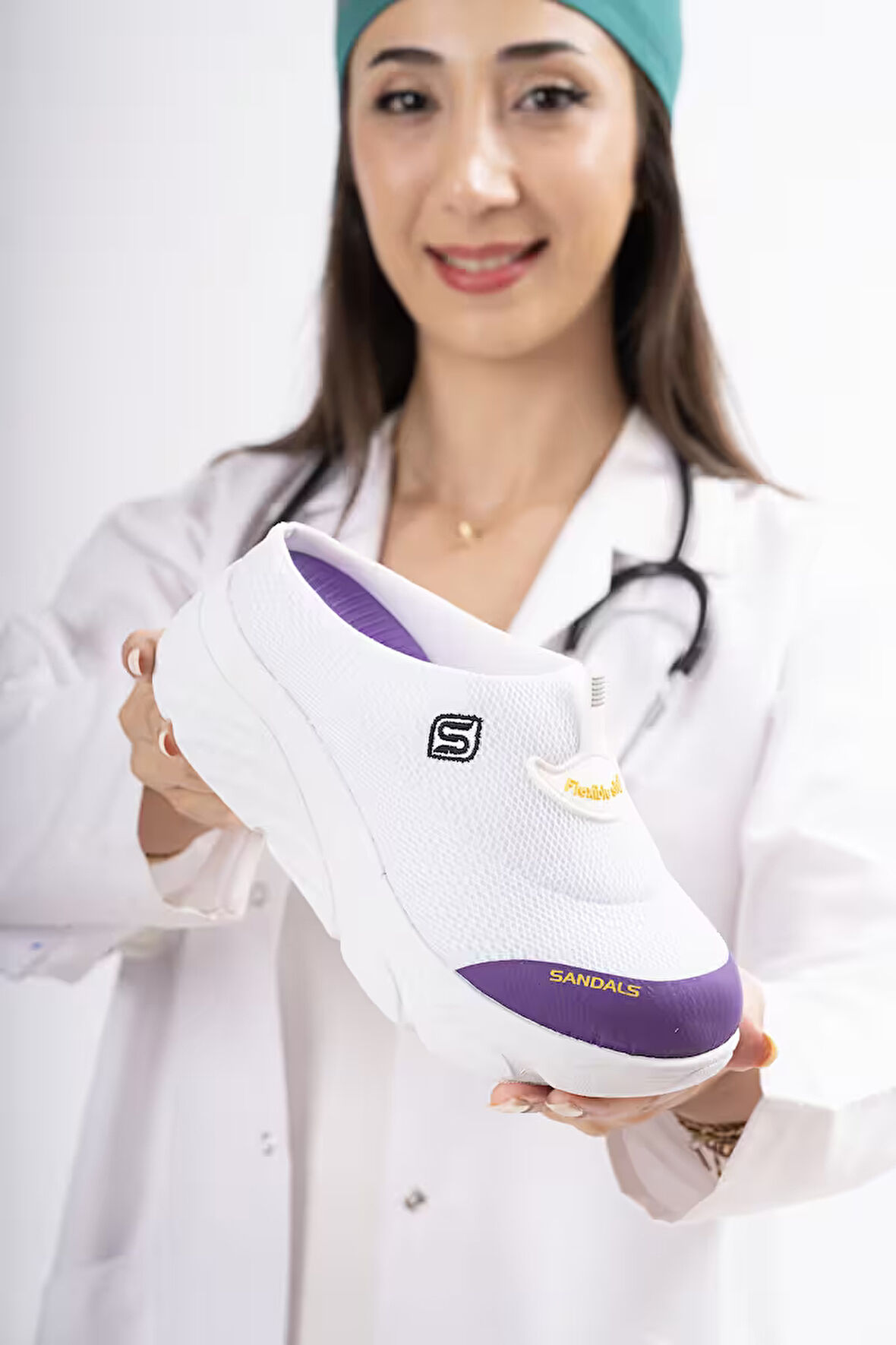 Sandal Spor Kadın Dolgu Taban Ortopedik File Sabo Doktor Hemşire Hastane Aşçı  Terlik  BEYAZ SS001-0278