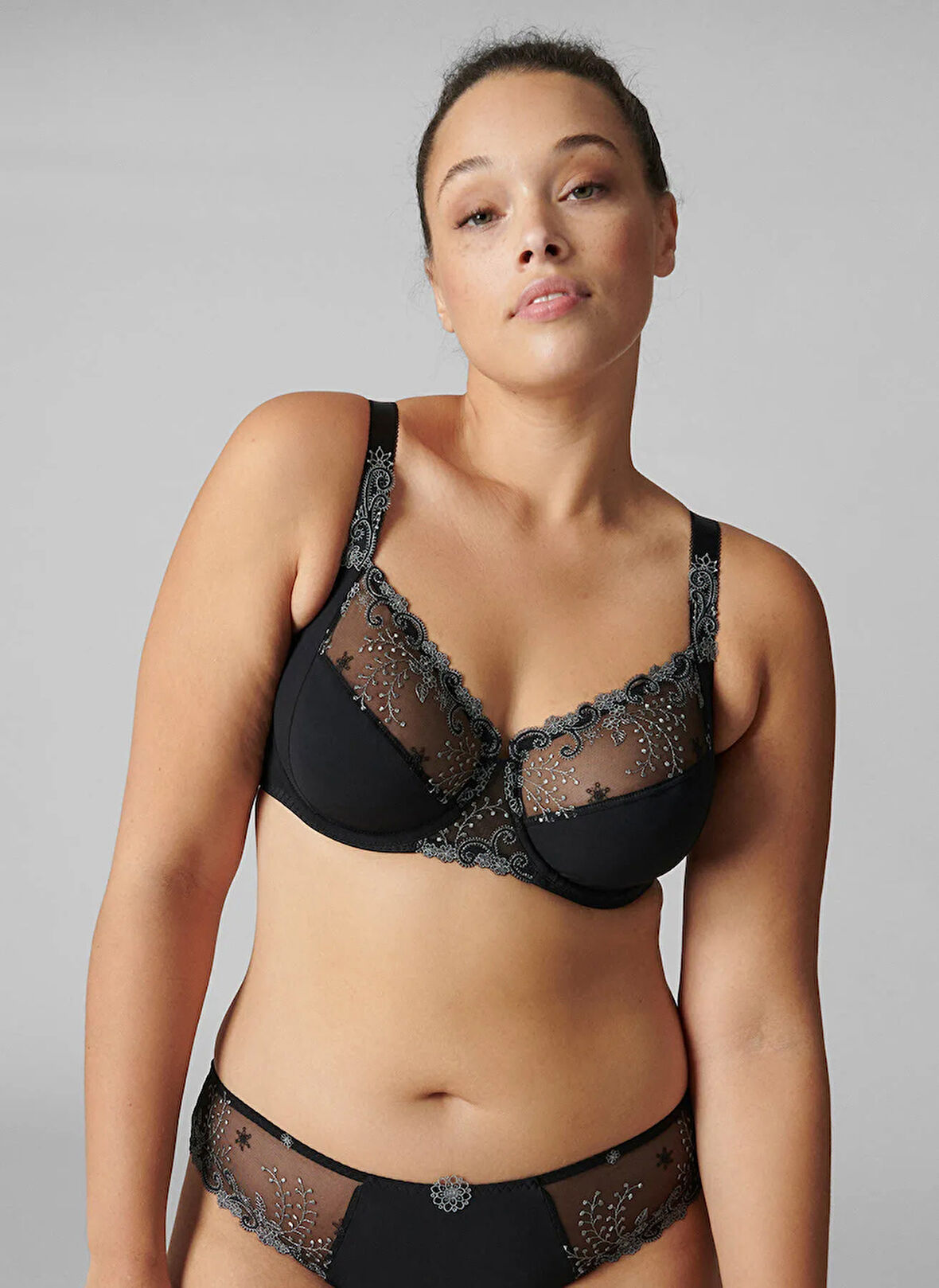 Simone Perele Gece Mavisi Küçültücü Sütyen 12X320 SIMONE P