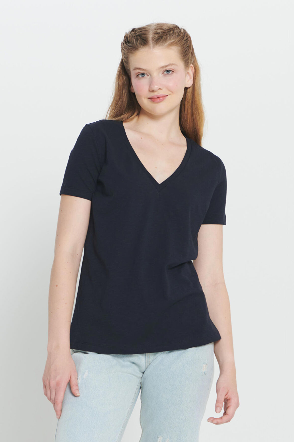 %100 Pamuk Standart Fit Normal Kesim V Yaka Basic Tişört