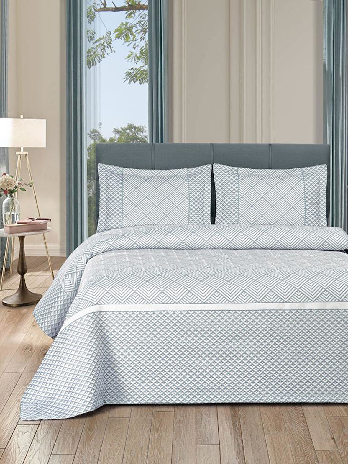 Avra Yatak Örtüsü Takımı