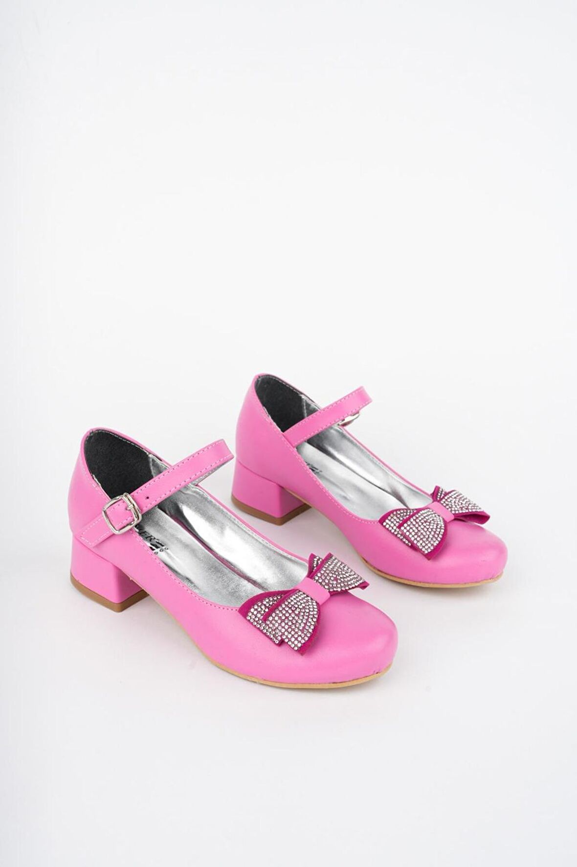 Fiyonklu Taşlı Kız Çocuk Abiye Ayakkabı