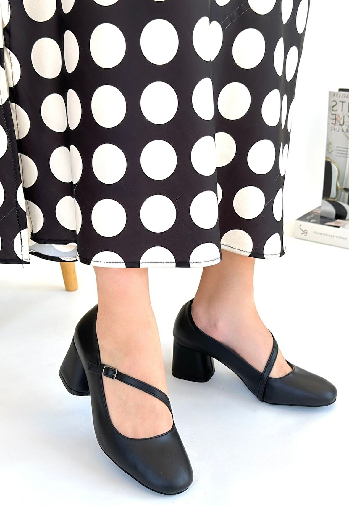 Kier Siyah Cilt Topuklu Ayakkabı