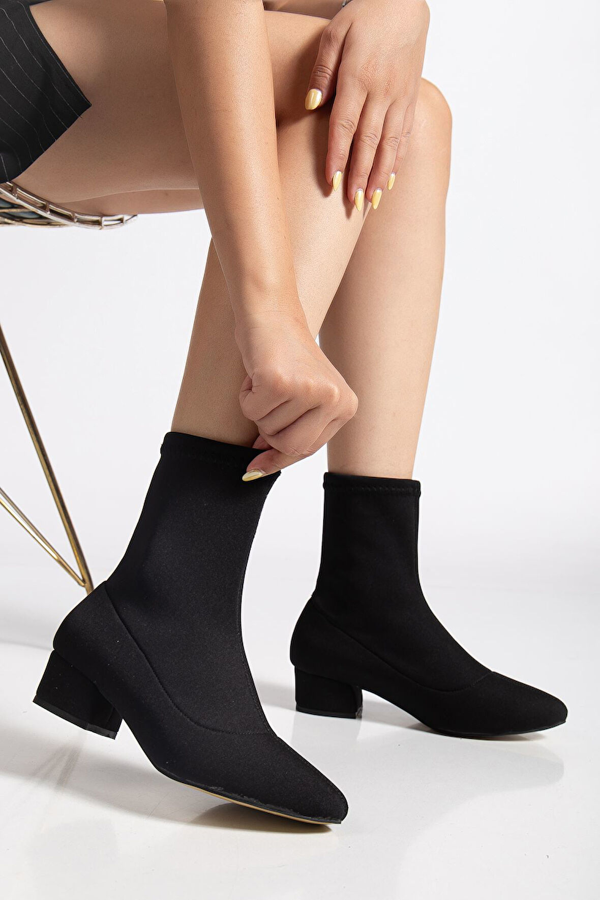 Ferran Kadın Siyah Streç Kalın Topuklu Bot