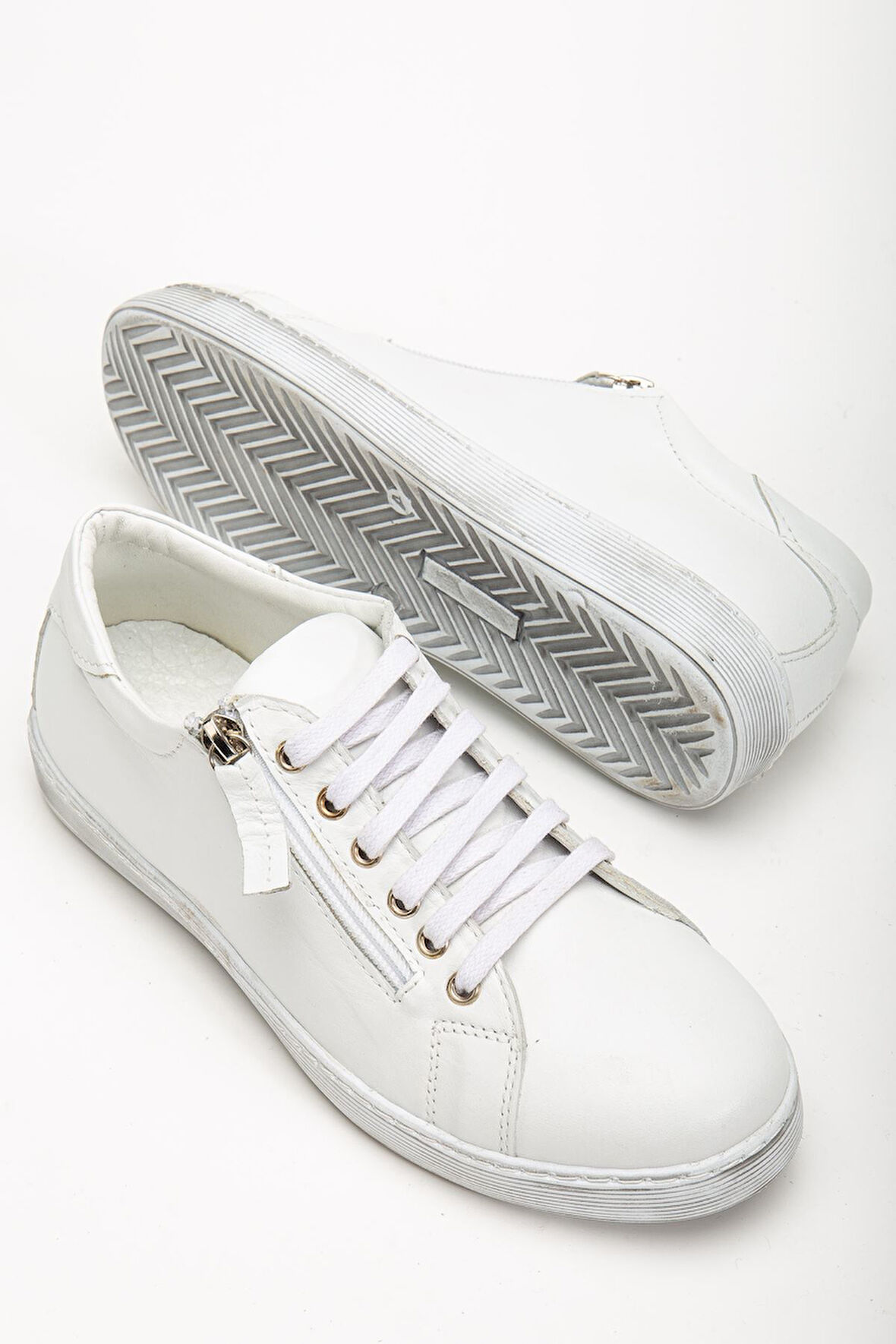 Kadın Beyaz Hakiki Deri Yandan Fermuarlı Bağcıklı Spor Ayakkabı