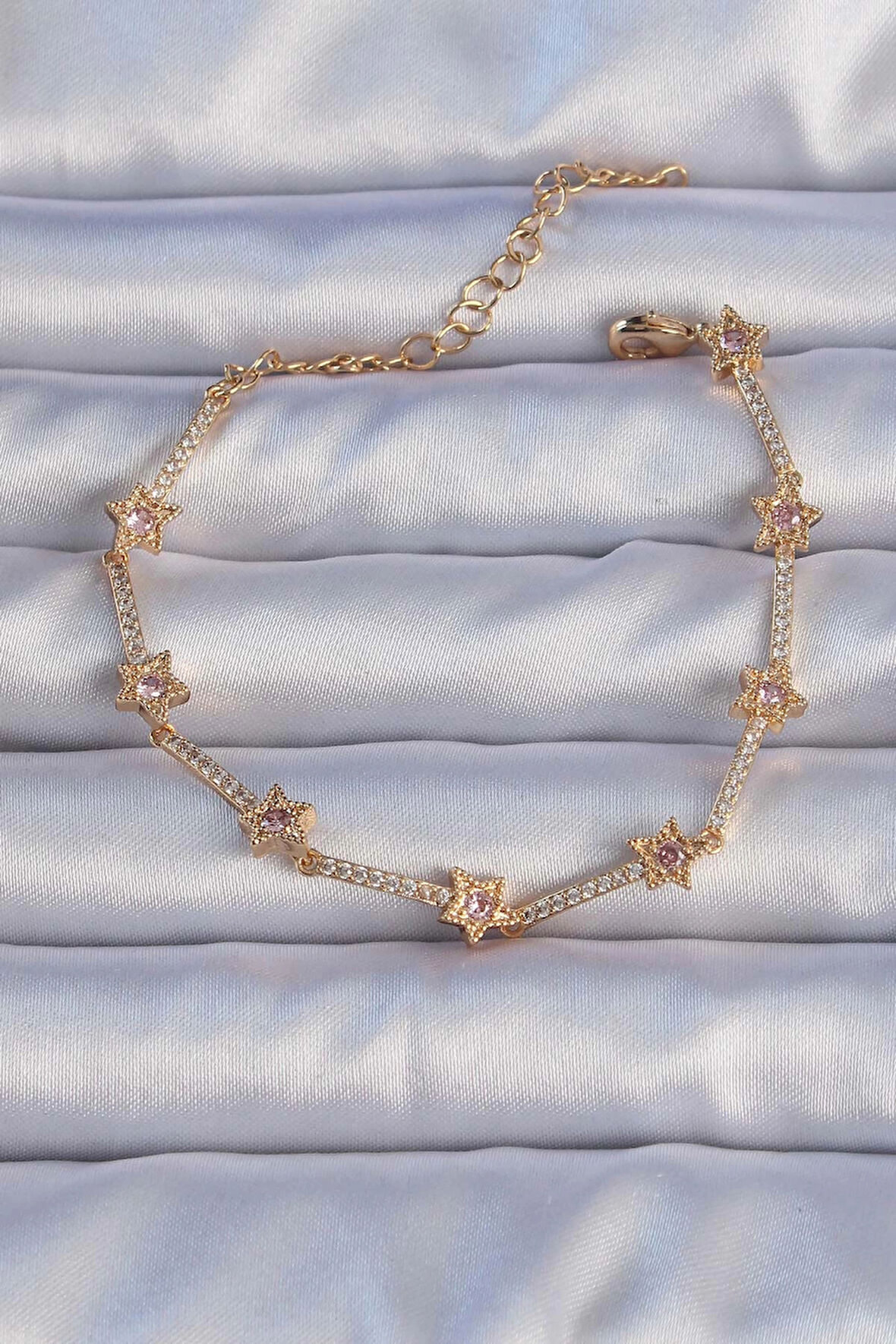 HEYF Vip Seri Pirinç Altın Renk Zirkon Taşlı Yıldız Model Bileklik