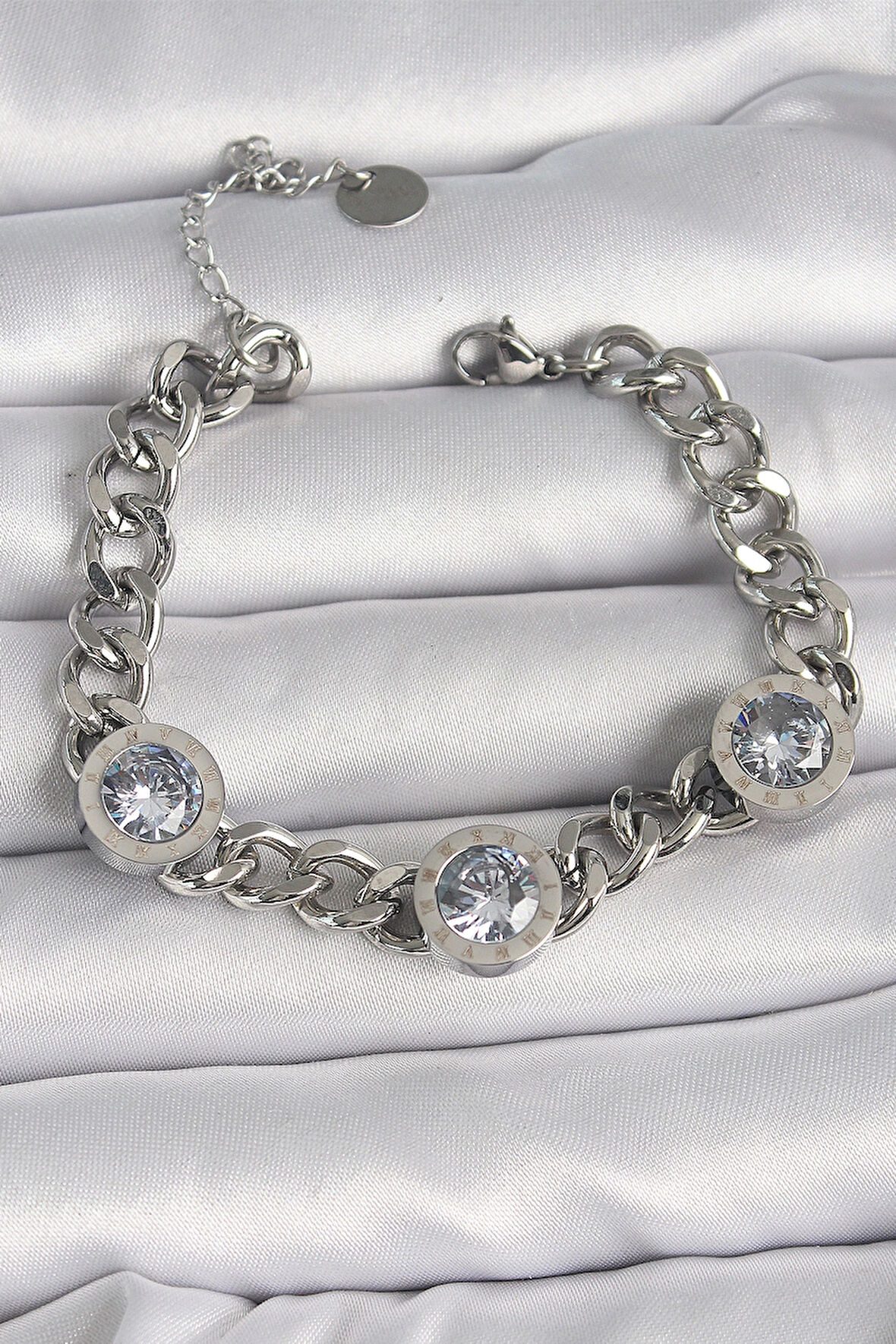 HEYF 316L Çelik Gümüş Renk Zincir Model Zirkon Taşlı İşleme Detaylı Kadın Bileklik