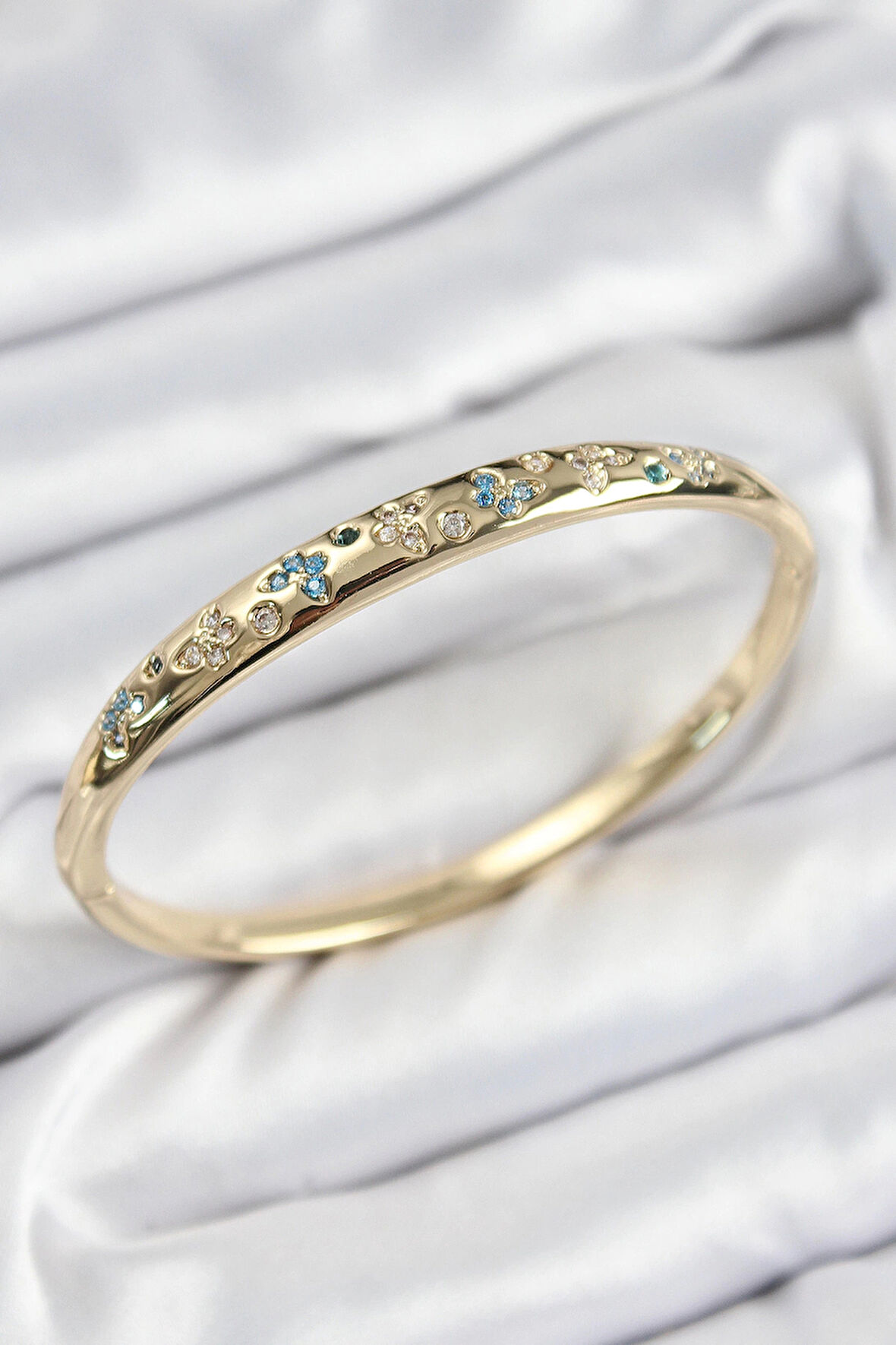 HEYF Pirinç Zirkon Taşlı Kelebek Model Gold Renk Kadın Kelepçe