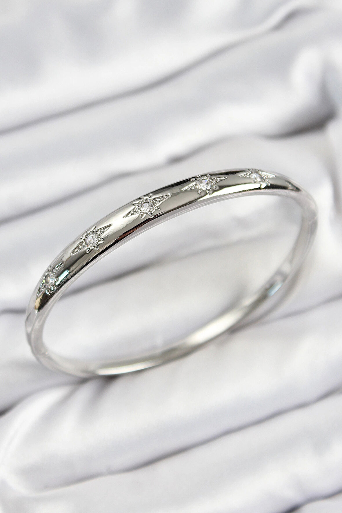 HEYF Pirinç Zirkon Taşlı Kutup Yıldızı Model Gümüş Renk Kadın Kelepçe