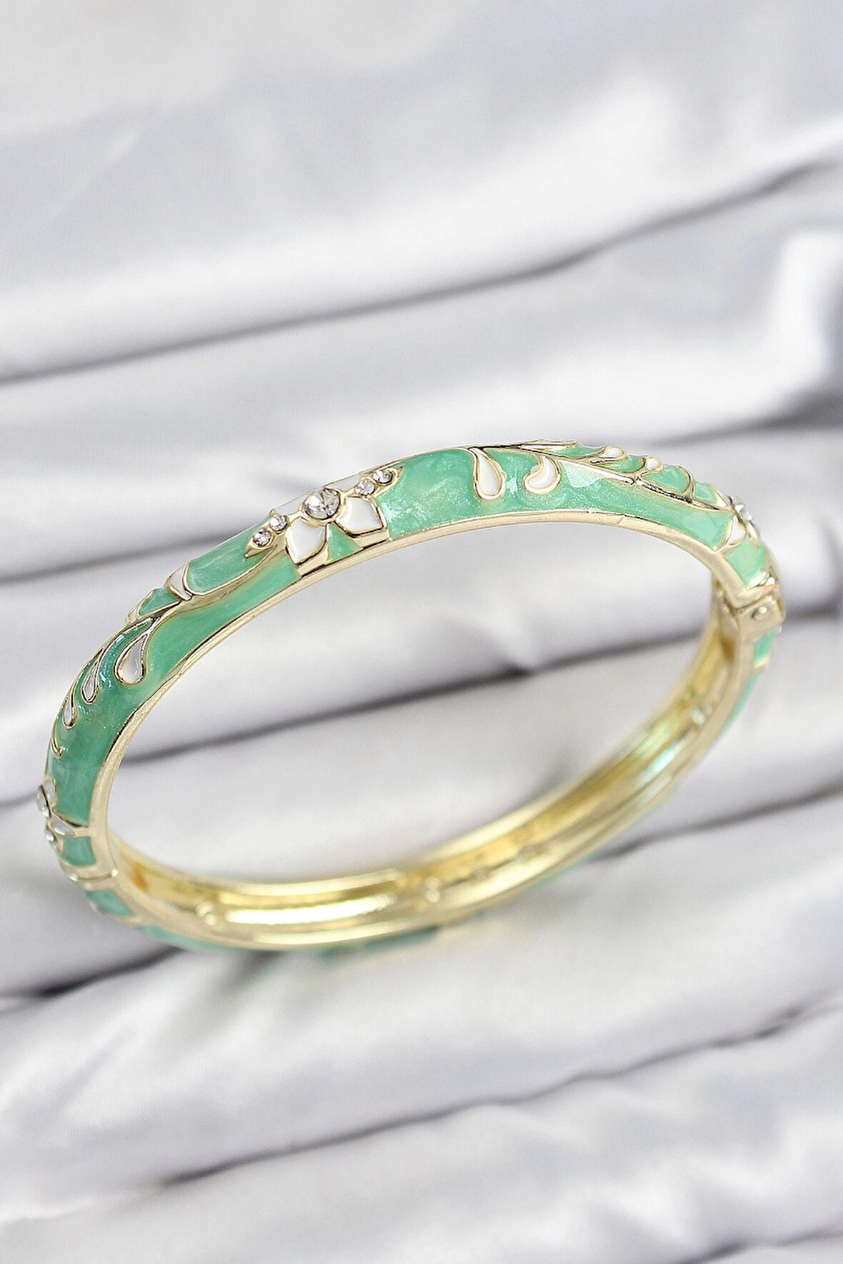 HEYF Mineli Pirinç Zirkon Taşlı Yeşil Çiçek Motifli Gold Kadın Kelepçe