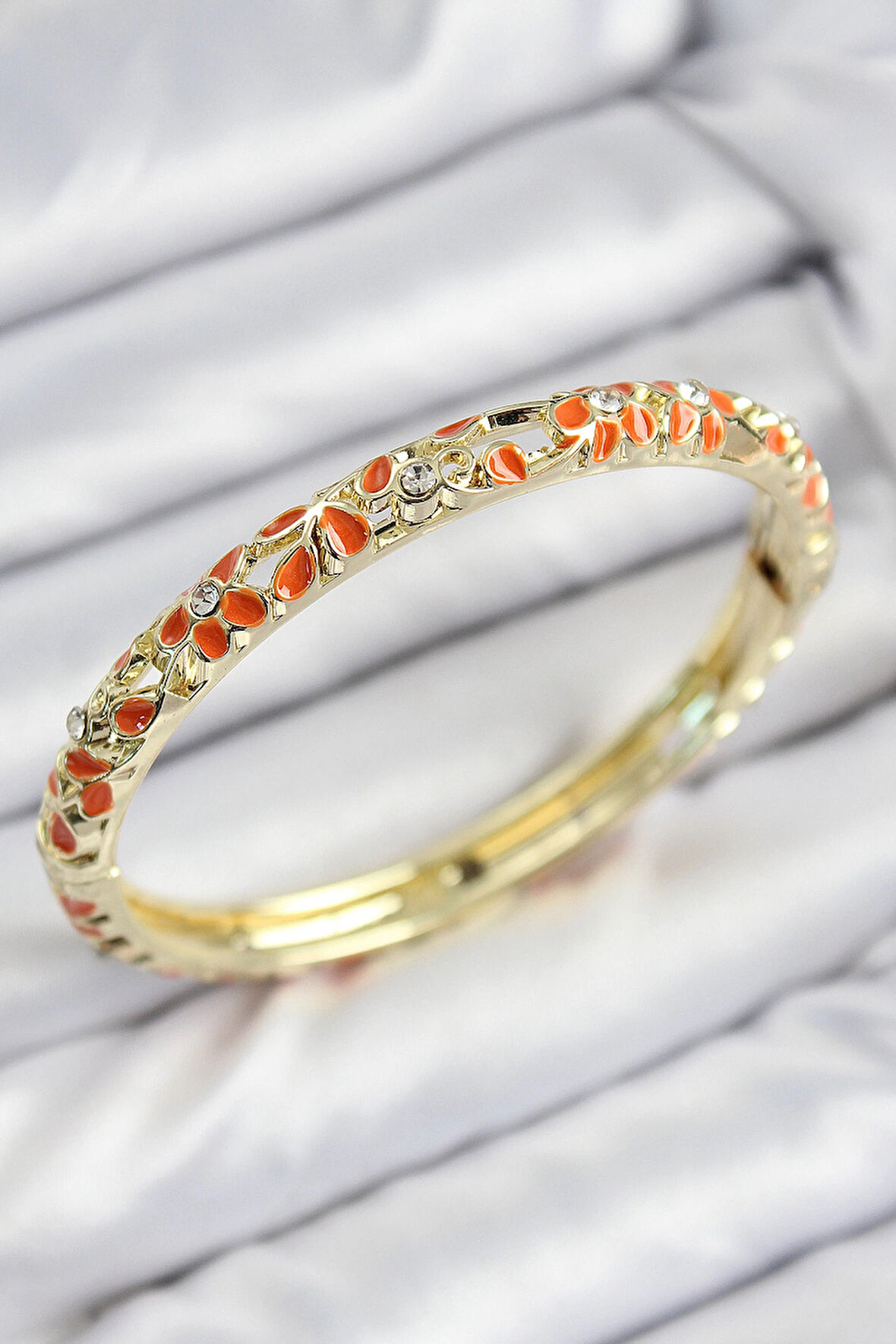 HEYF Mineli Pirinç Zirkon Taşlı Turuncu Çiçek Motifli Gold Kadın Kelepçe