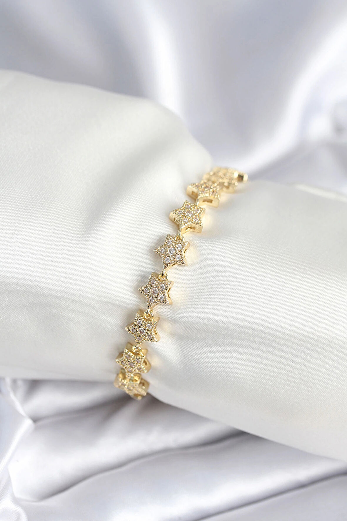 HEYF Pirinç Gold Renk Yıldız Model Kadın Bileklik