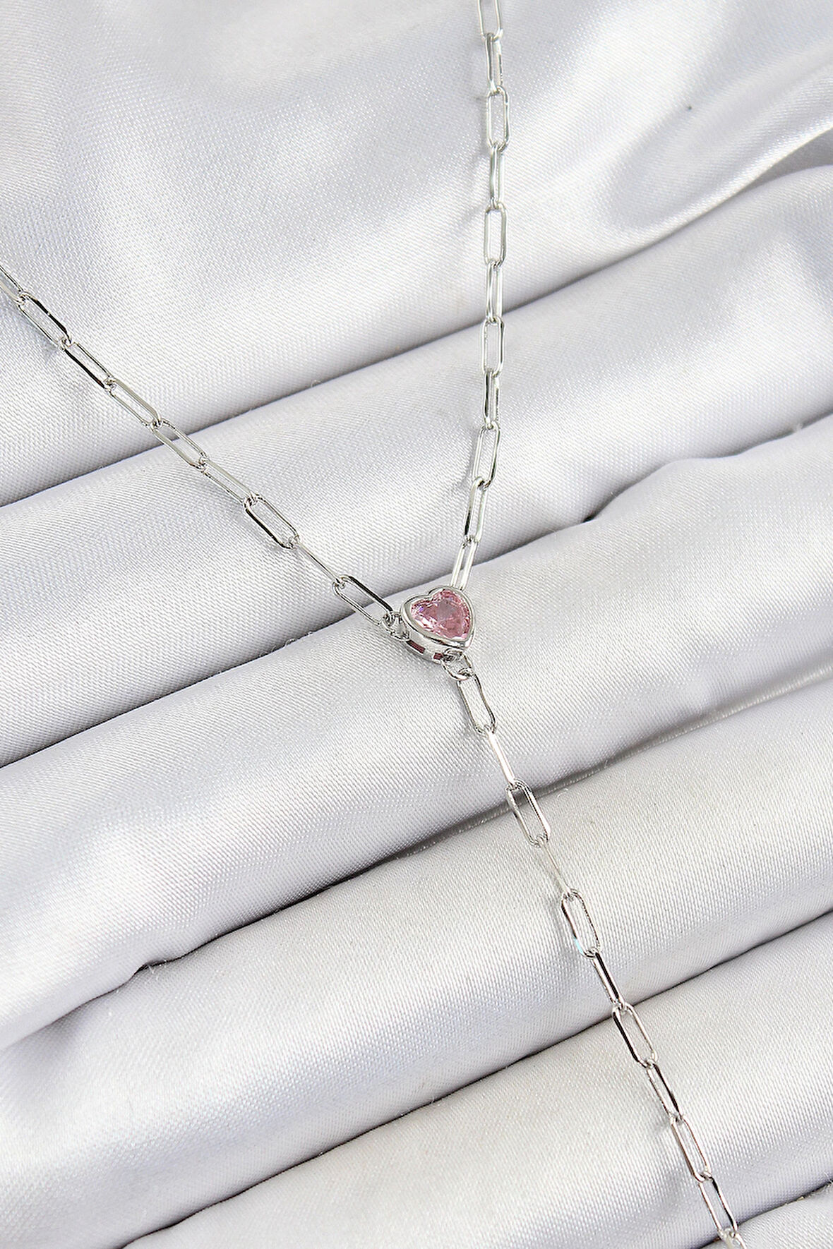 HEYF Pirinç Zirkon Taşlı Pembe Kalp Figürlü Y Model Gümüş Renk Kadın Kolye