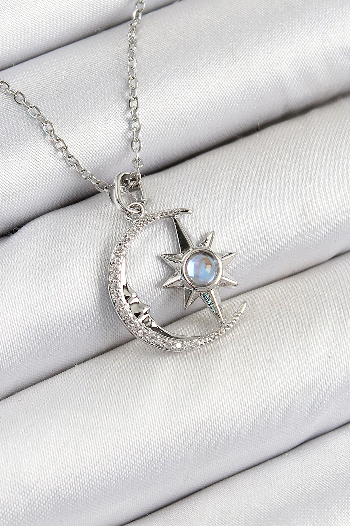 HEYF 316L Çelik Zirkon Taşlı Kutup Yıldızlı Hilal Model Gümüş Renk Kadın Kolye