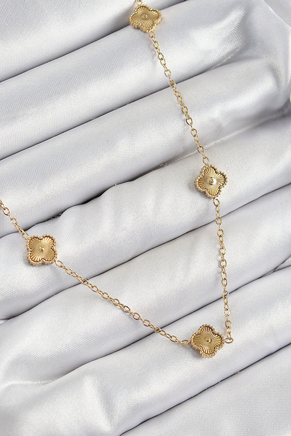 HEYF 316L Çelik Yonca Model Gold Renk Kadın Kolye