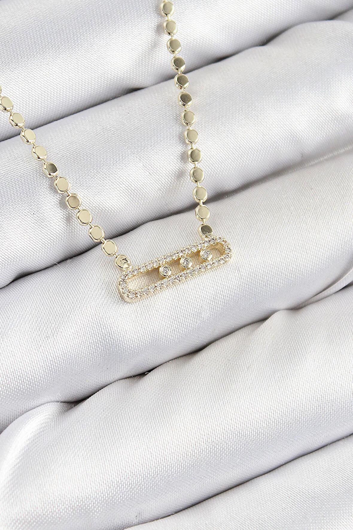 HEYF Pirinç Zirkon Taşlı Messika Model Ezme Zincir Gold Renk Kadın Kolye