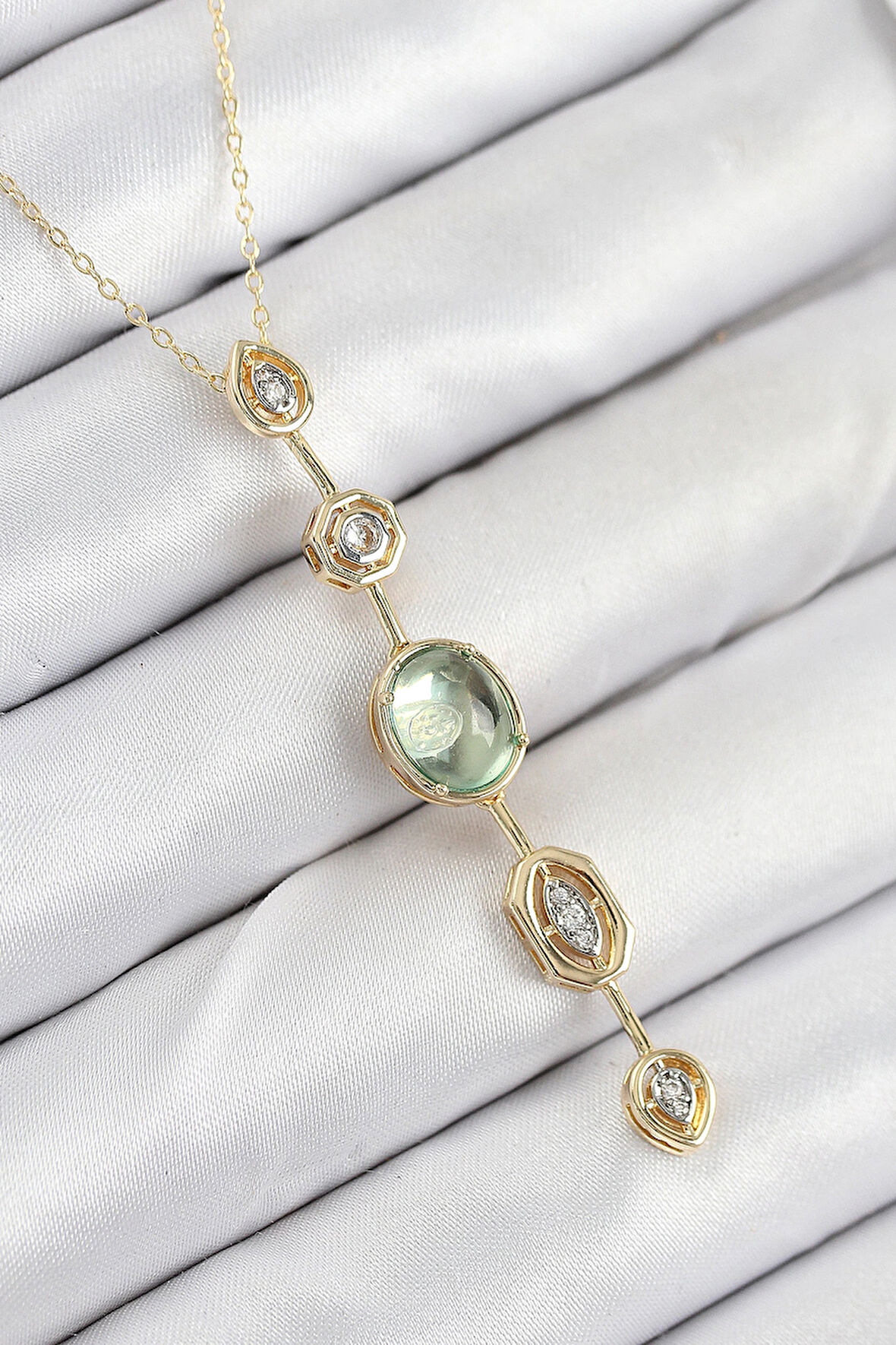 HEYF Pirinç Zincir Yeşil Gold Renk Zirkon Taşlı Y Kolye