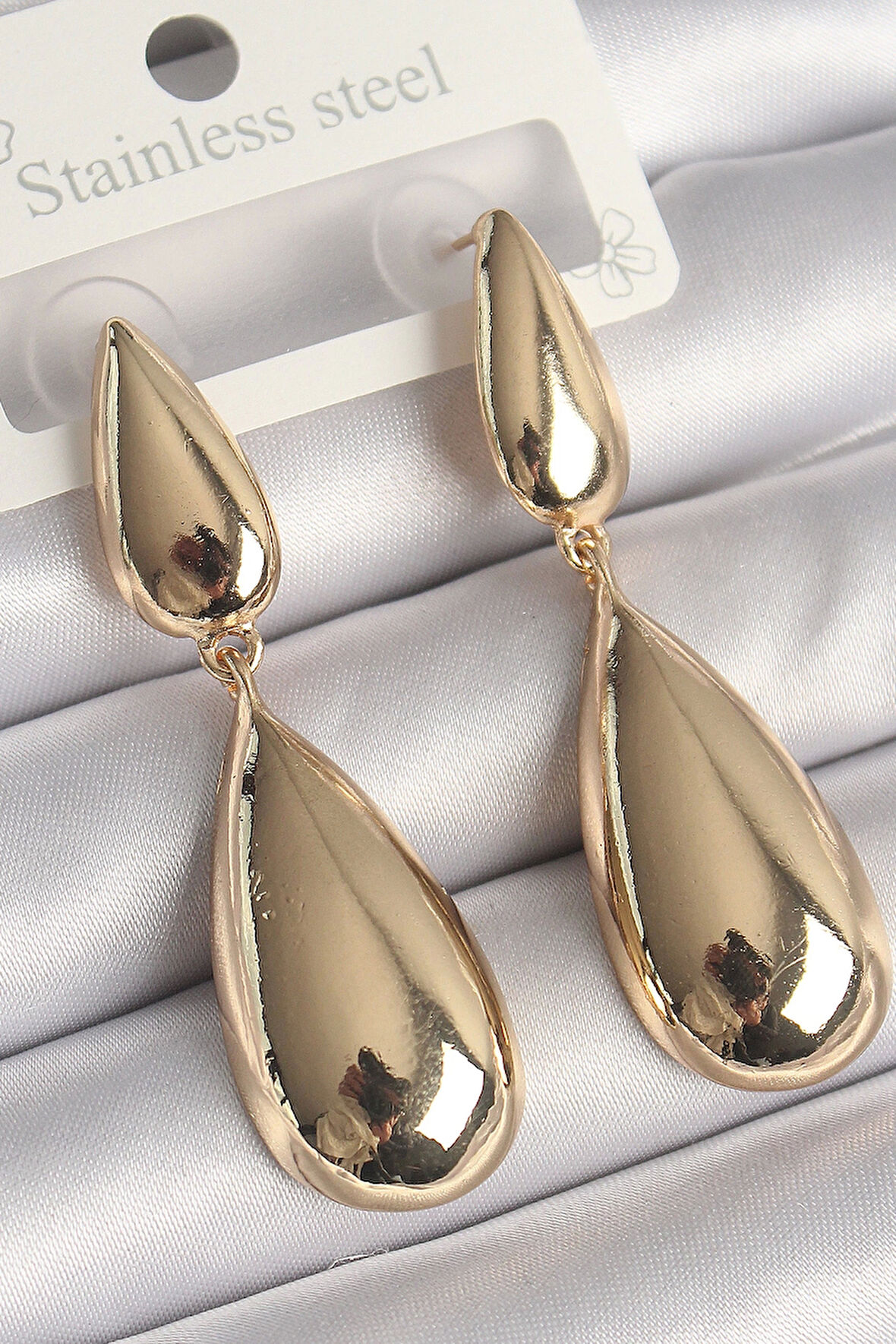 HEYF Pirinç Gold Renk Sallantı Damla Model Kadın Küpe