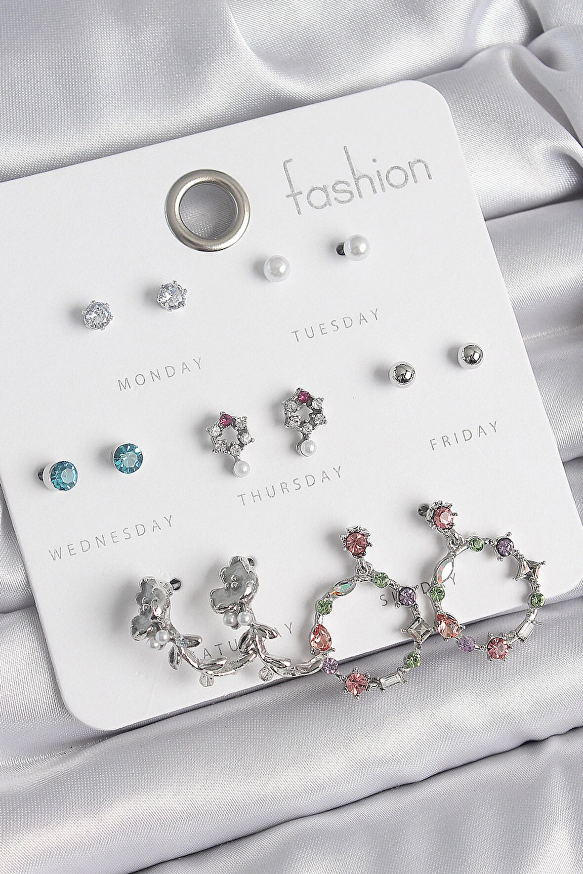 HEYF Pirinç Gümüş Renk Zirkon Taşlı Gül Figür Halka Model 7 Çift Kadın Küpe Seti