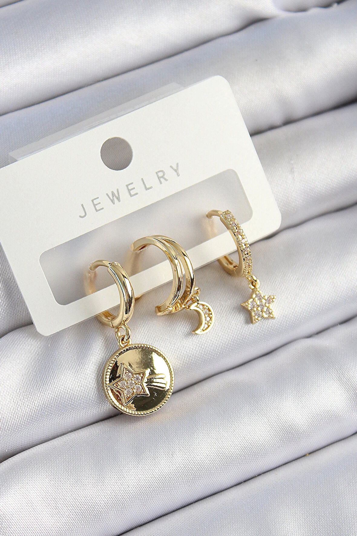 HEYF Pirinç Zirkon Taşlı Yıldız Ve Ay Model Gold Renk 3'lü Çift Kadın Küpe Set