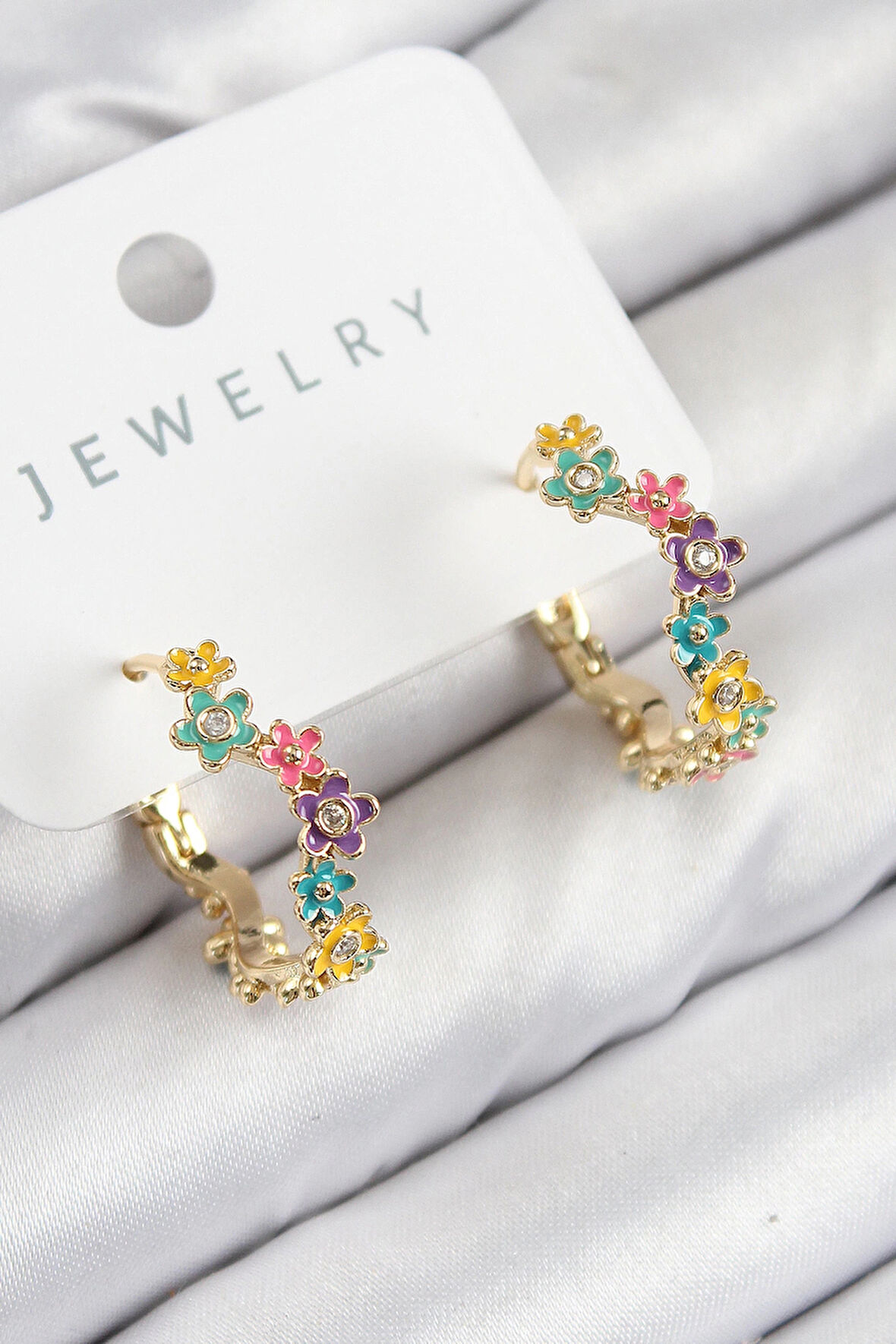 HEYF Pirinç Renkli Papatya Model Gold Renk Kadın Küpe