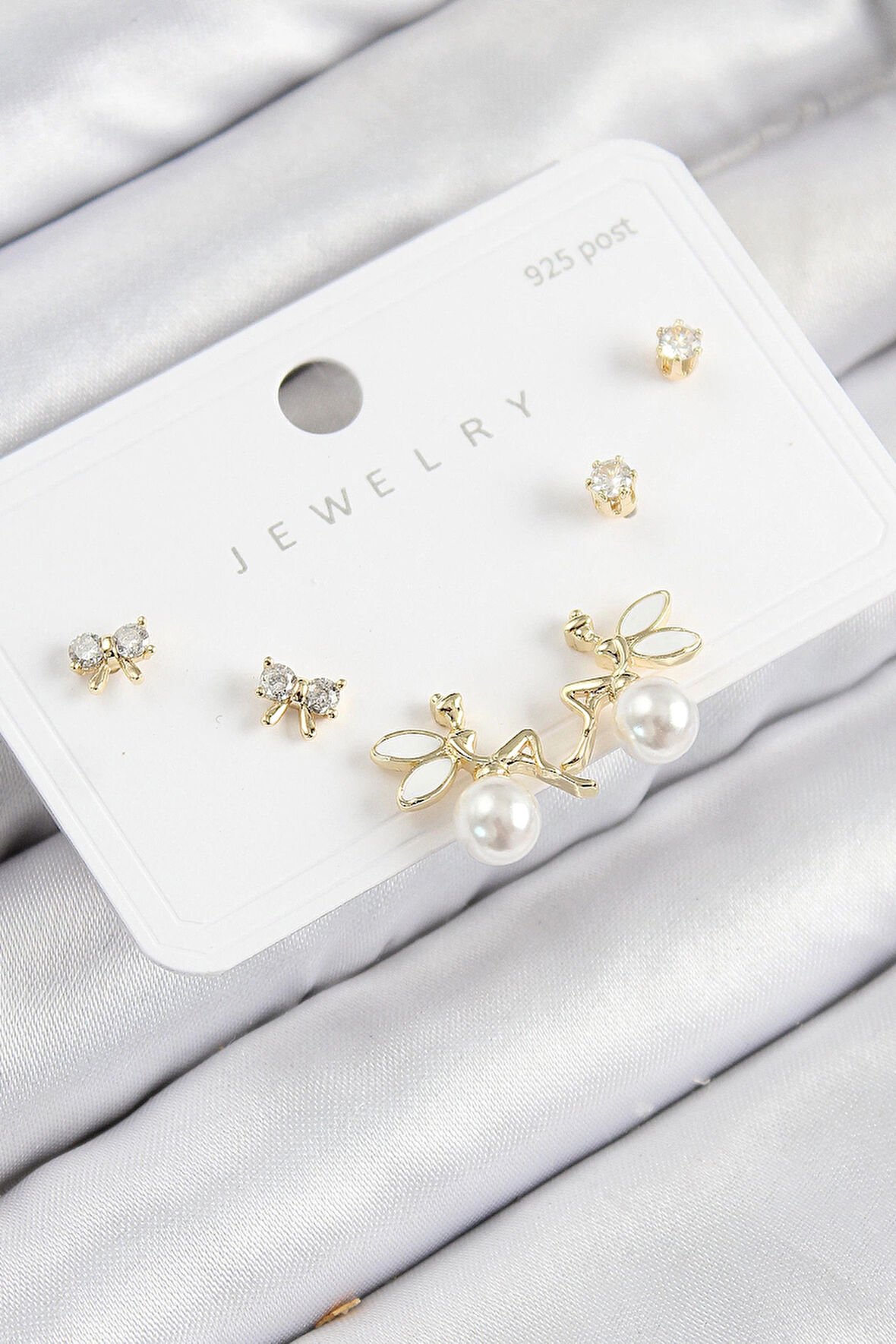 HEYF Pirinç Zirkon Taşlı İnci Melek Model Gold Renk 925 Ayar Gümüş Çivi Kadın Küpe Set