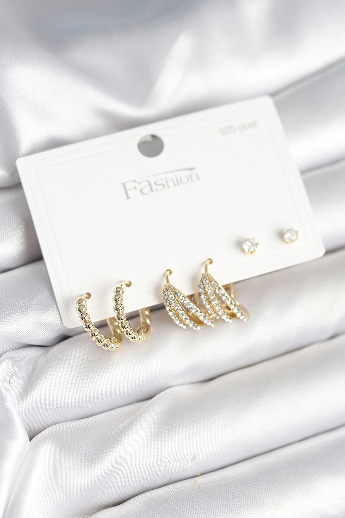 HEYF Gold Renk Pirinç 925 Ayar Gümüş Çivili Kadın Küpe Seti