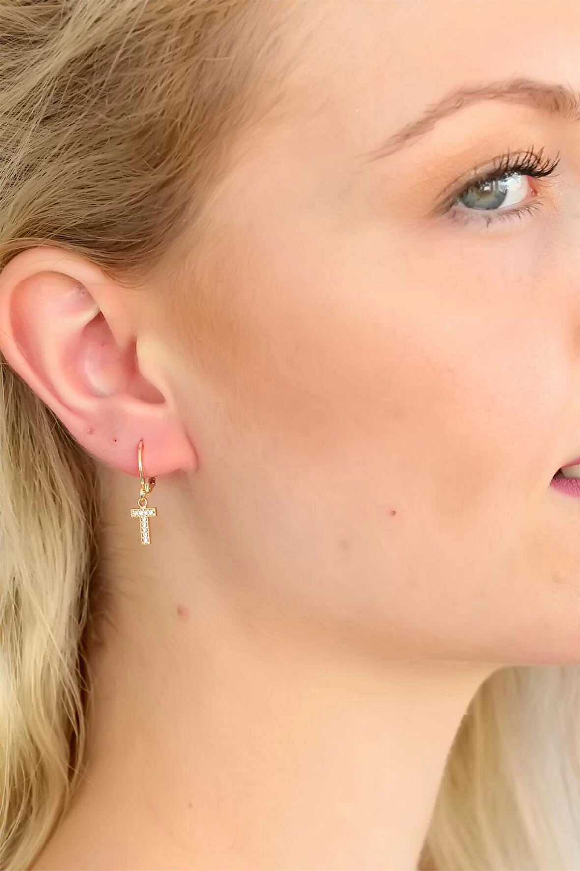 HEYF T Harf kadin Küpe