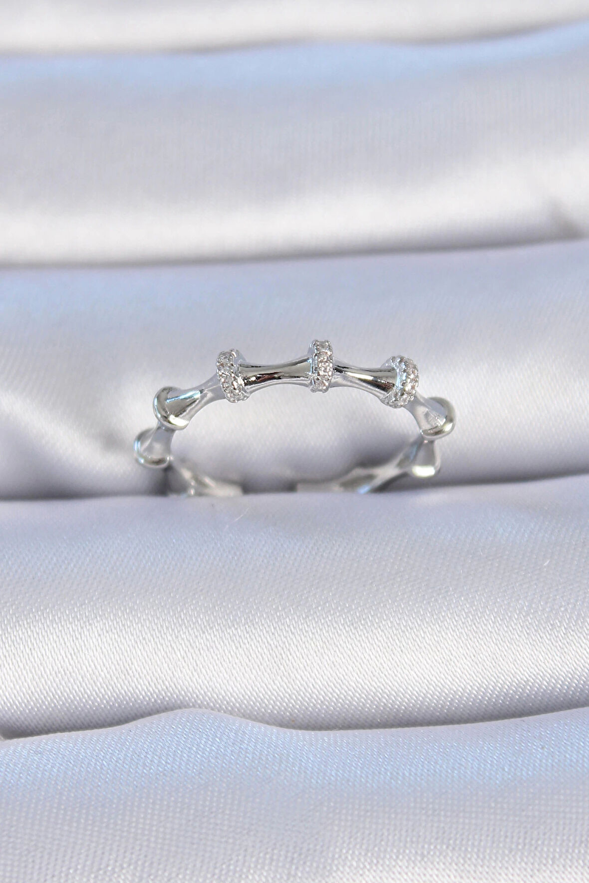 HEYF Pirinç Gümüş Renk Zirkon Taşlı Kadın Yüzük