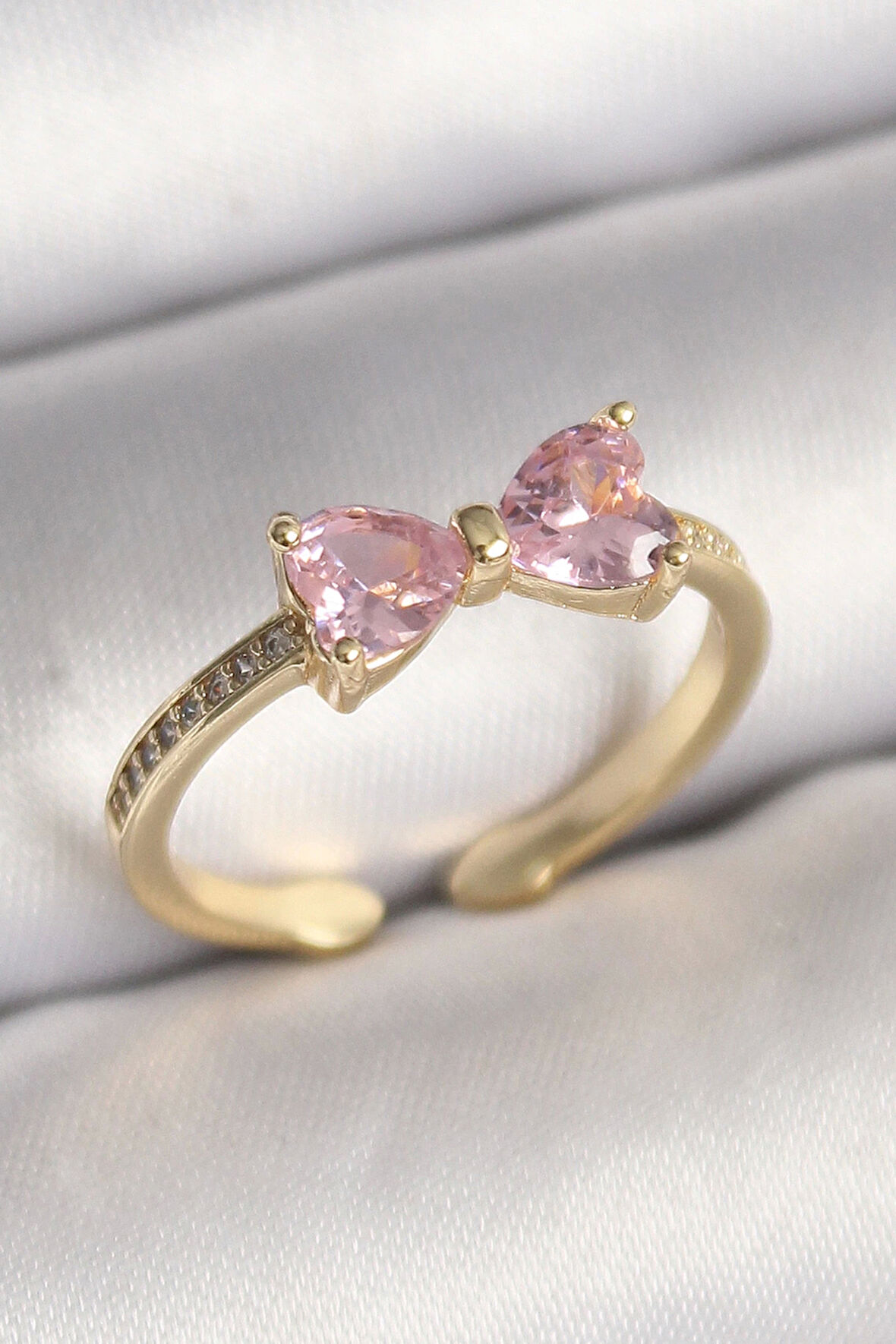 HEYF Pirinç Gold Renk Pembe Zirkon Taşlı Kalp Fiyonk Model Kadın Yüzük