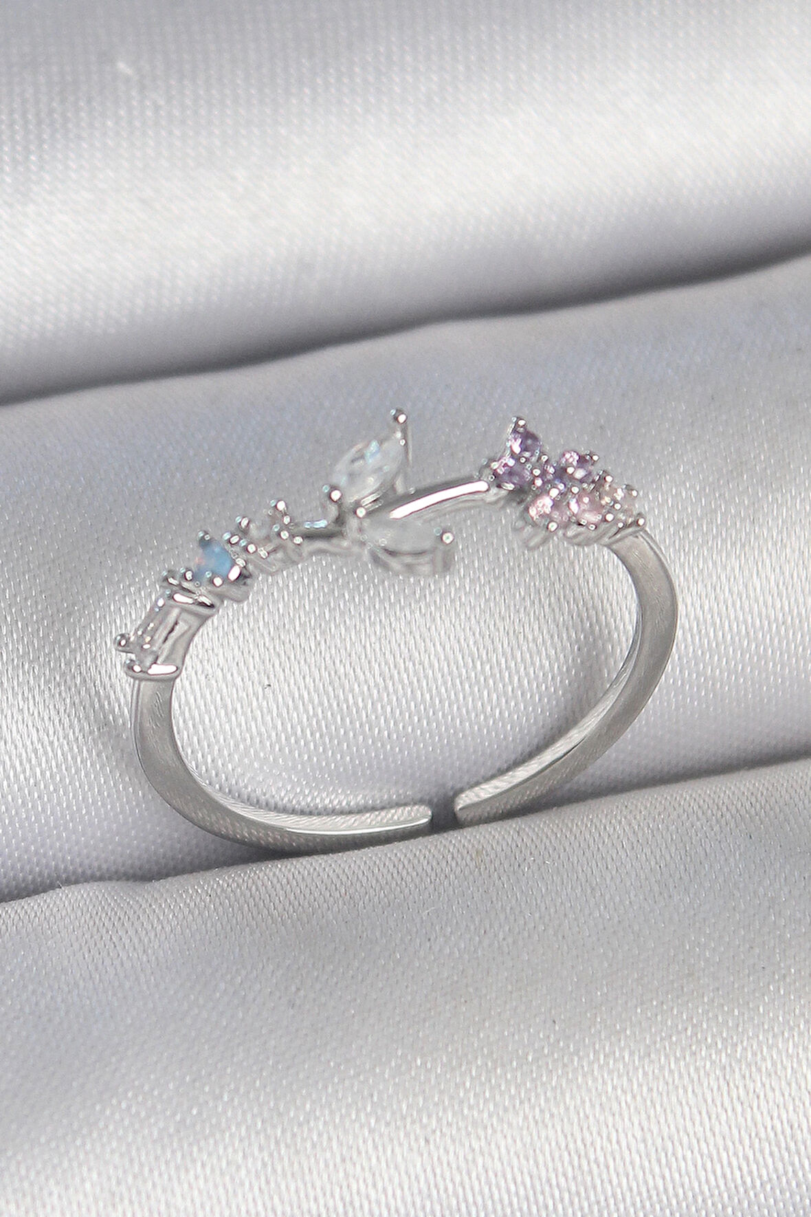 HEYF Pirinç Gümüş Renk Zirkon Taşlı Çiçek Model Ayarlanabilir Kadın Yüzük