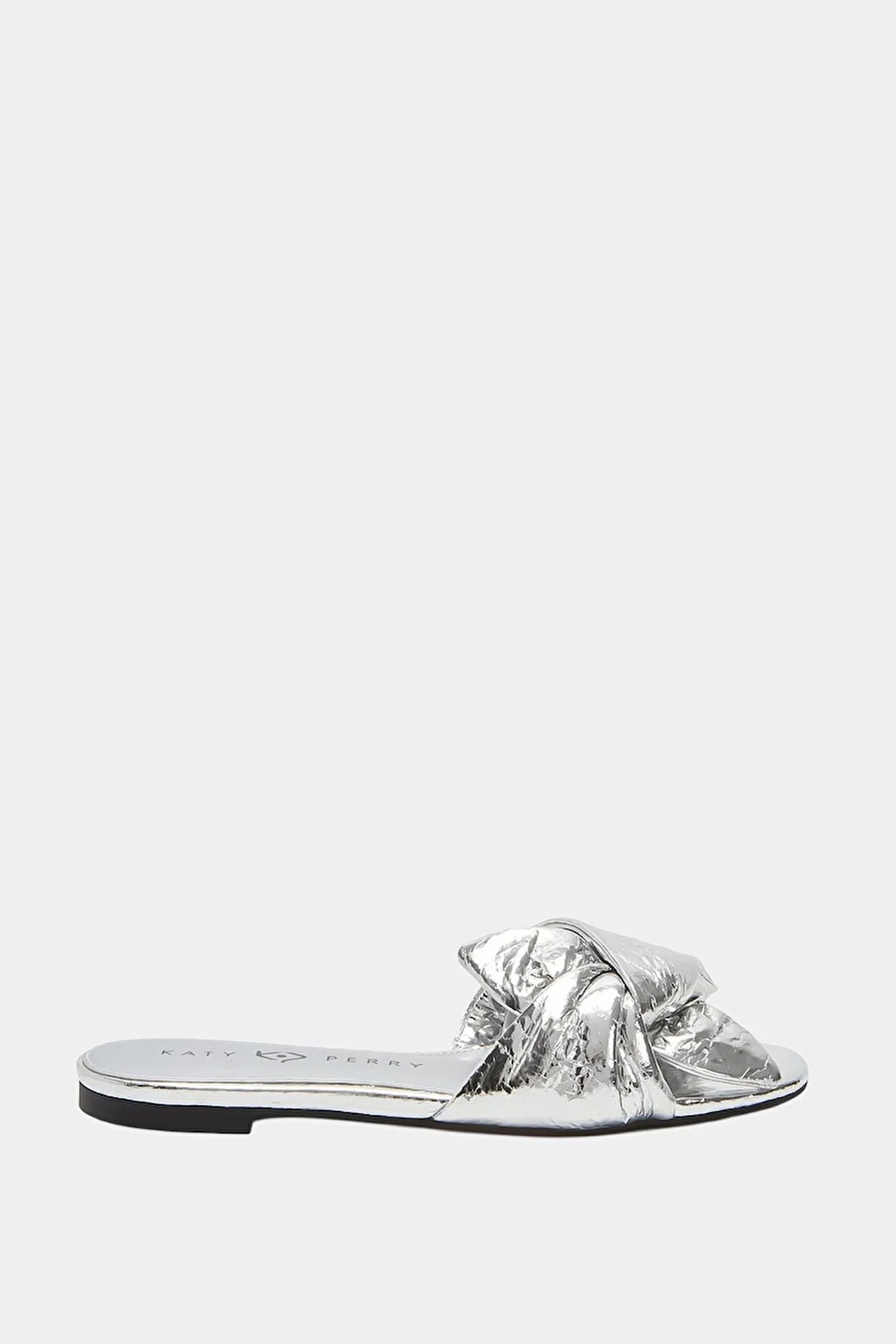 The Halie Bow Kadın Gümüş Fiyonklu Terlik