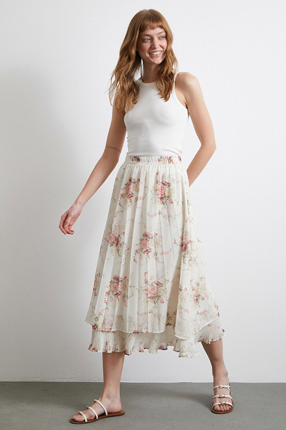 Fırfırlı Piliseli Etek Krem