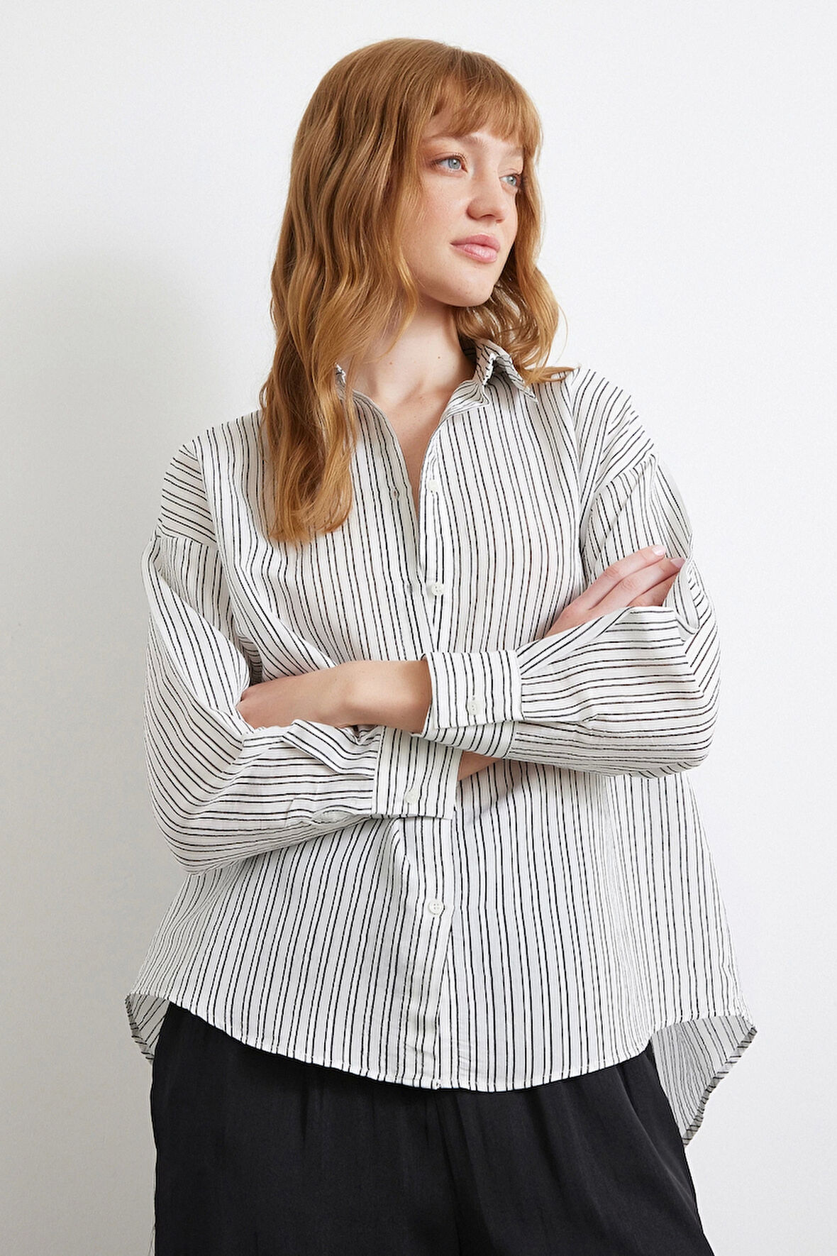 Simetrik Çizgili Gömlek Siyah